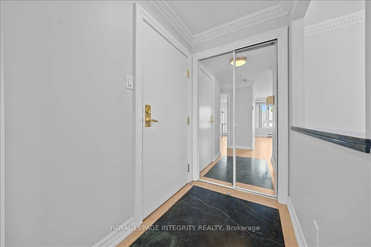 Photo 4 of Unit PH5, 939 North River Road, Ottawa, Overbrook — HOMEH