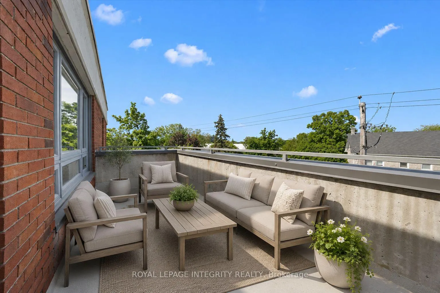 Photo 17 of Unit PH5, 939 North River Road, Ottawa, Overbrook — HOMEH