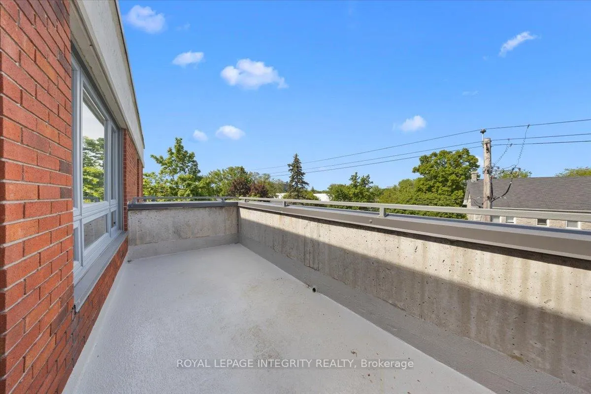 Photo 18 of Unit PH5, 939 North River Road, Ottawa, Overbrook — HOMEH