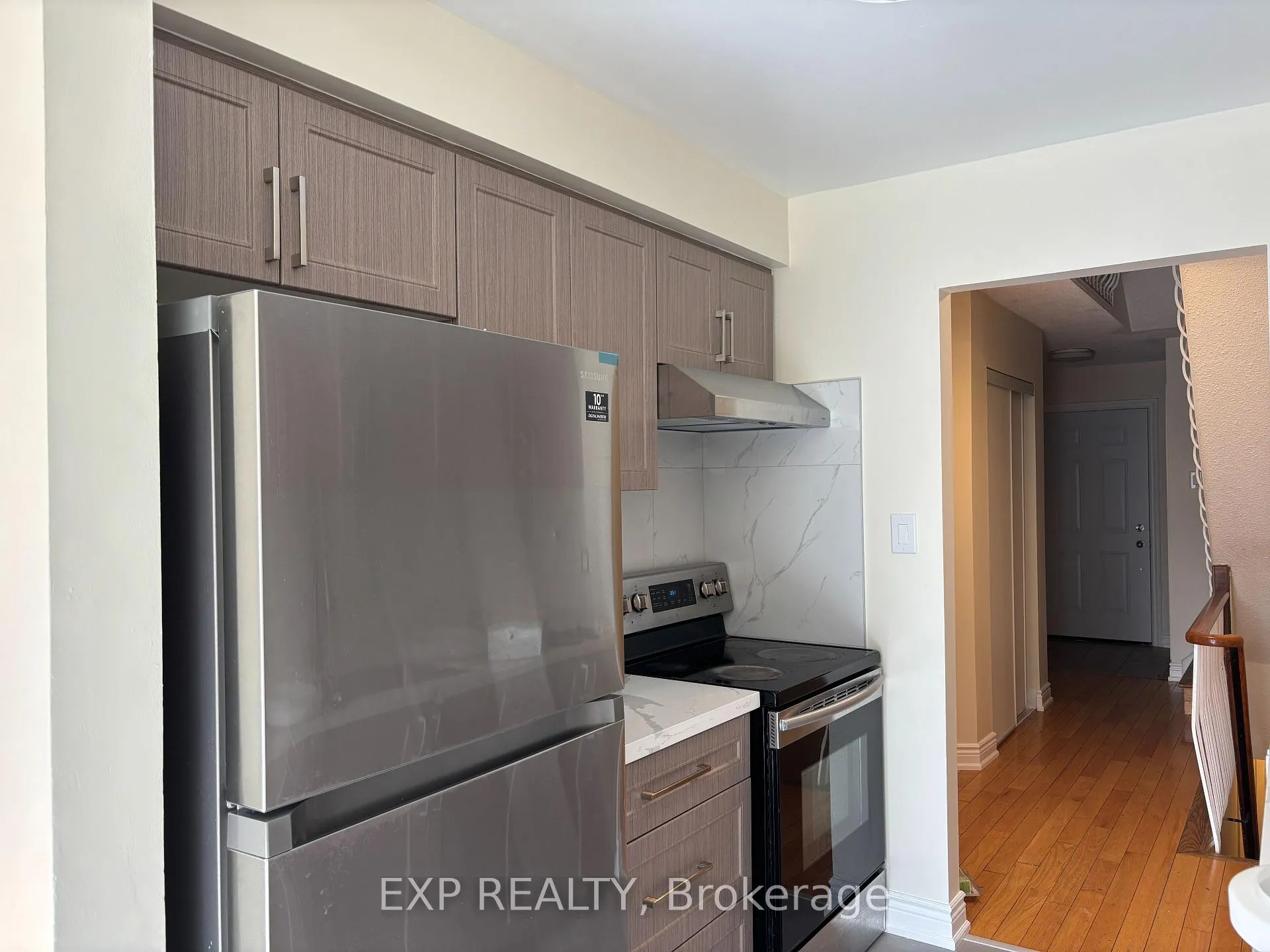 Photo 10 of 5 Thunder Grove, Scarborough, Agincourt North — HOMEH