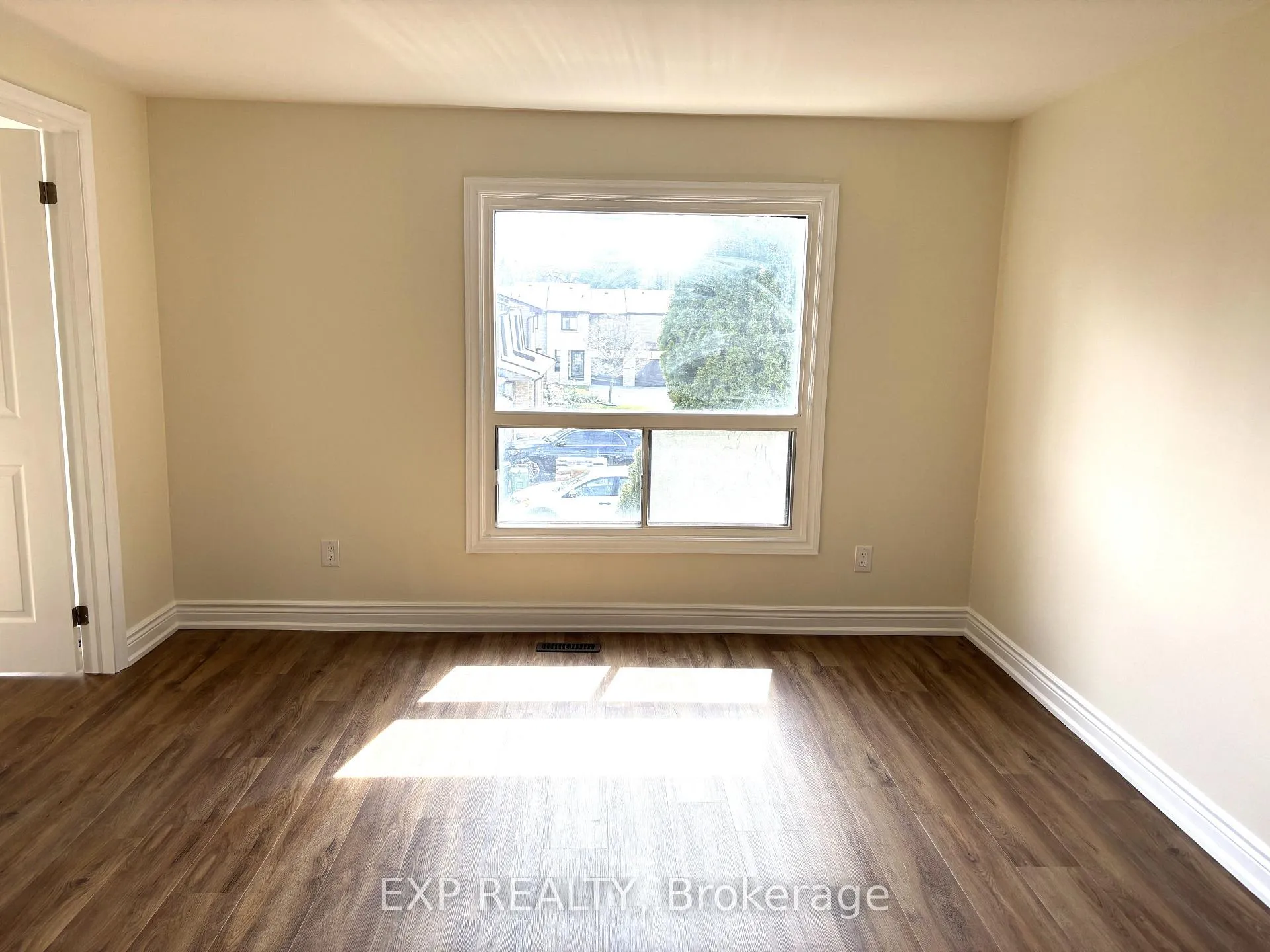 Photo 15 of 5 Thunder Grove, Scarborough, Agincourt North — HOMEH