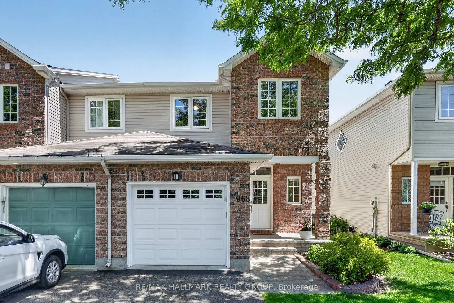 Photo 1 of 968 Lucille Way, Ottawa, Notting Hill/Summerside — HOMEH