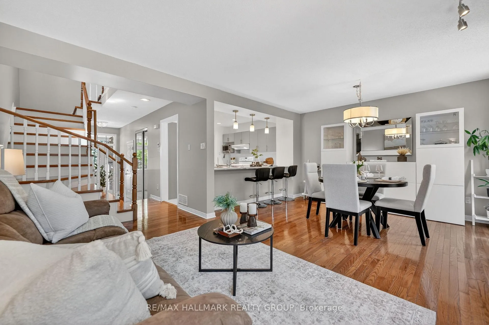 Photo 14 of 968 Lucille Way, Ottawa, Notting Hill/Summerside — HOMEH