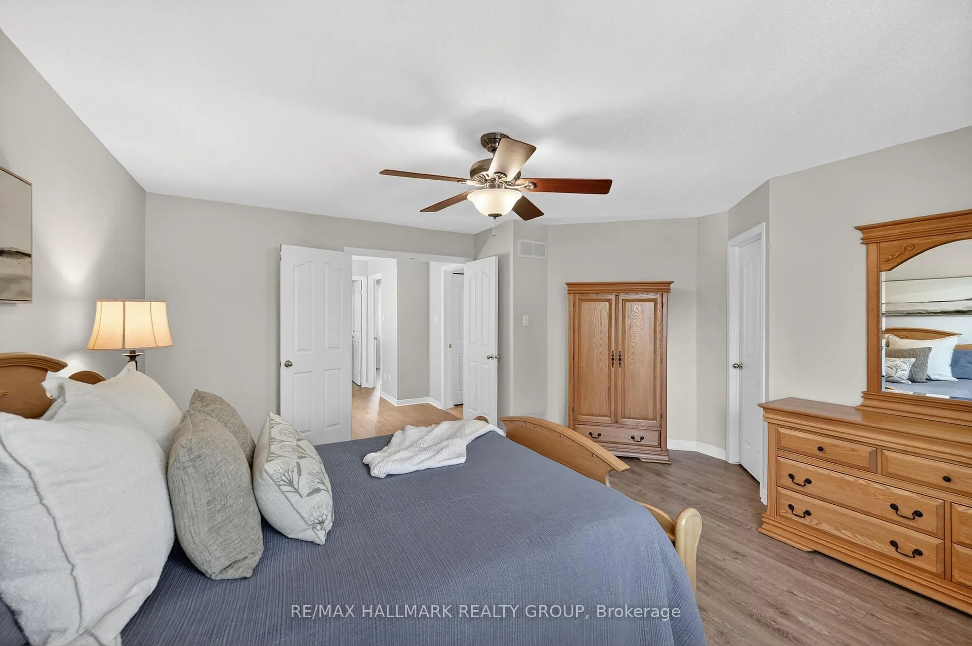 Photo 16 of 968 Lucille Way, Ottawa, Notting Hill/Summerside — HOMEH