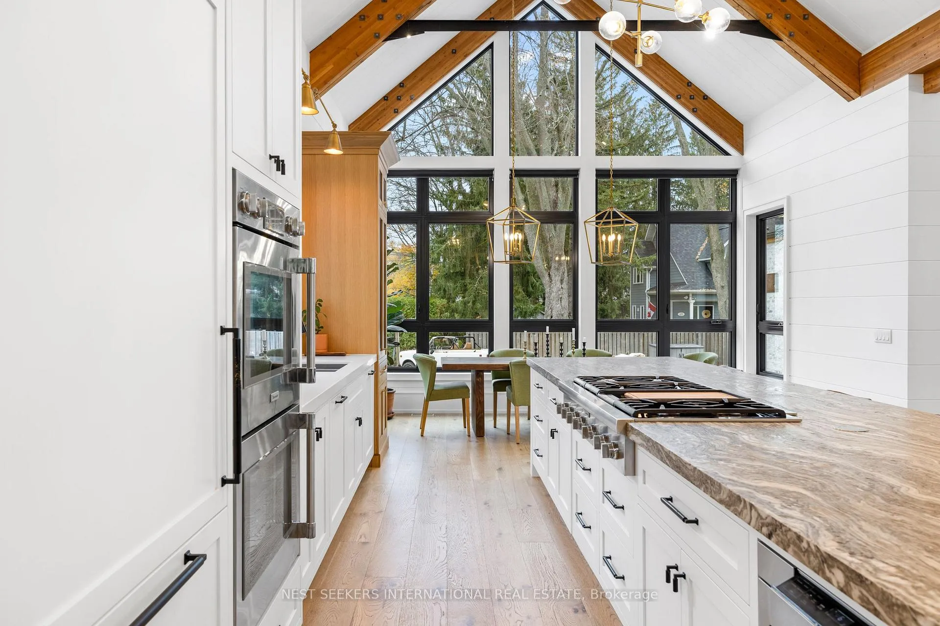 Photo 9 of 11 Sibbald Crescent, Georgina, Sutton & Jackson's Point — HOMEH