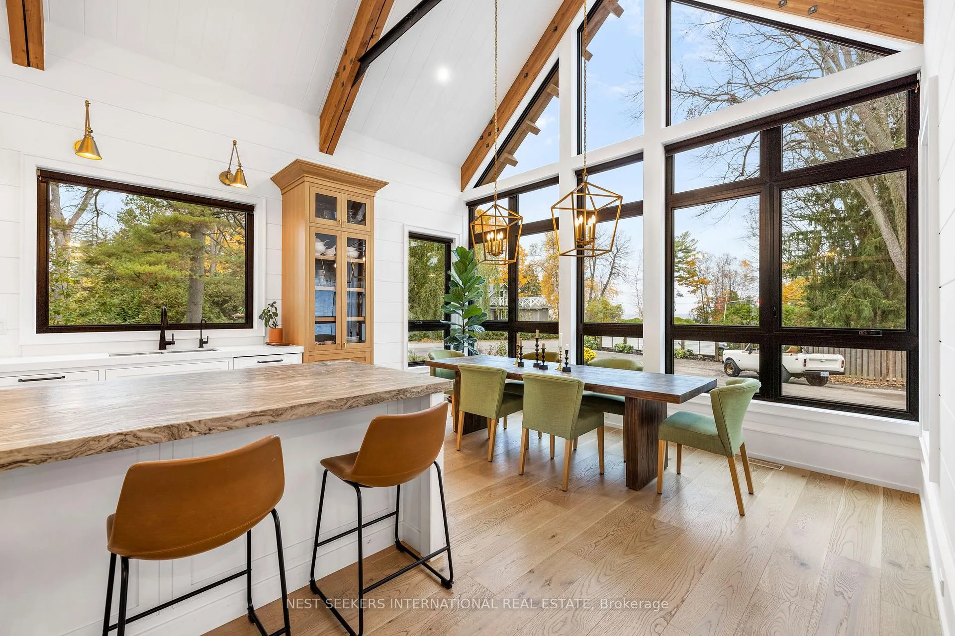 Photo 11 of 11 Sibbald Crescent, Georgina, Sutton & Jackson's Point — HOMEH