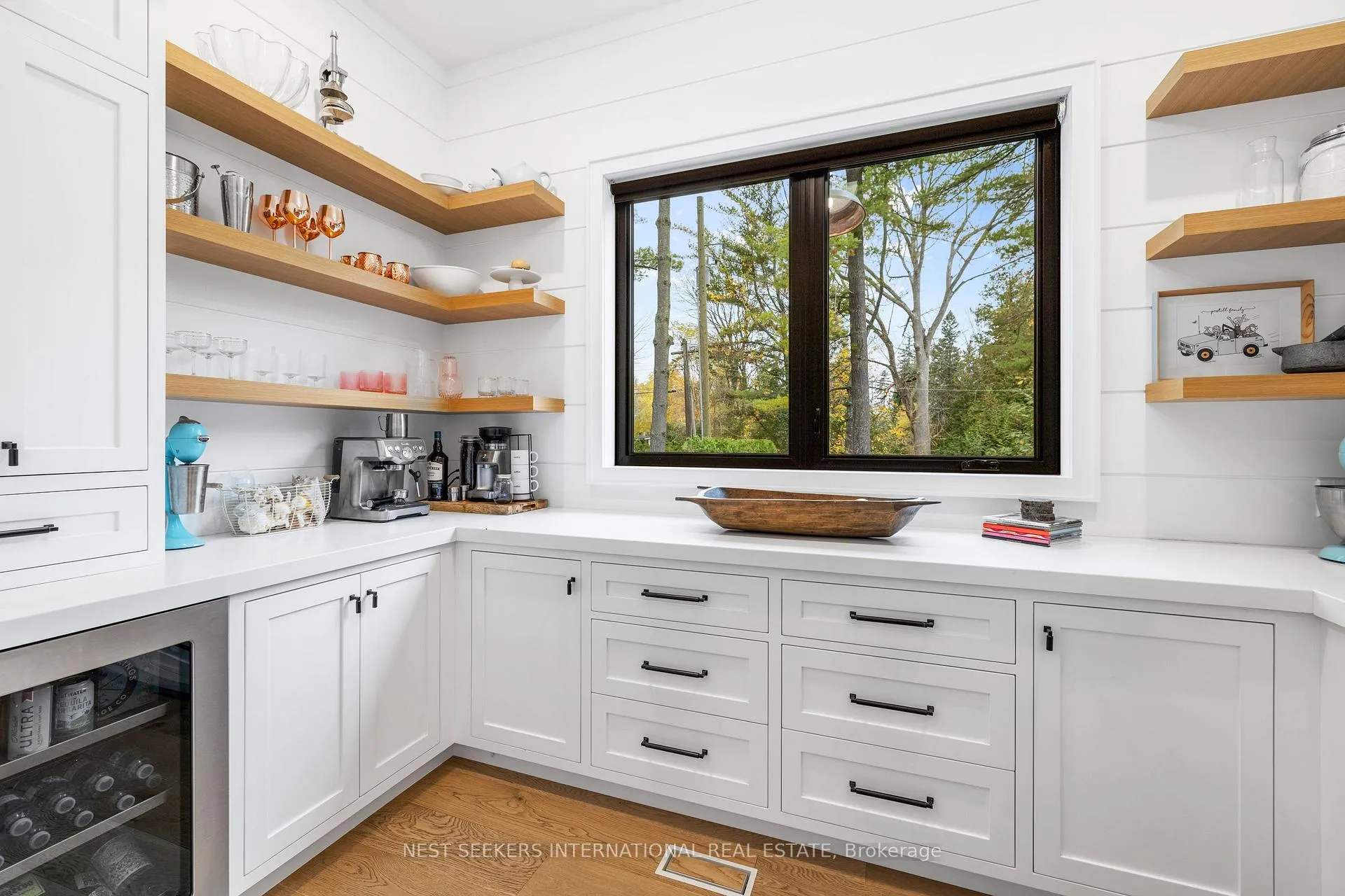 Photo 15 of 11 Sibbald Crescent, Georgina, Sutton & Jackson's Point — HOMEH