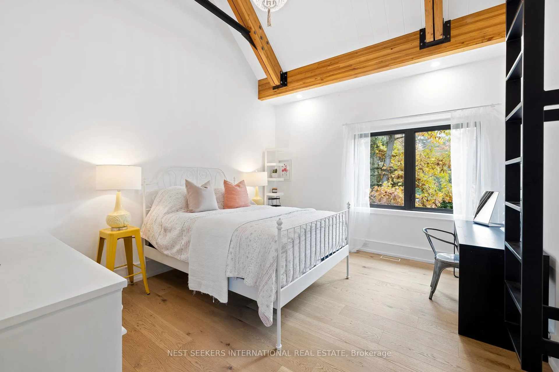 Photo 24 of 11 Sibbald Crescent, Georgina, Sutton & Jackson's Point — HOMEH