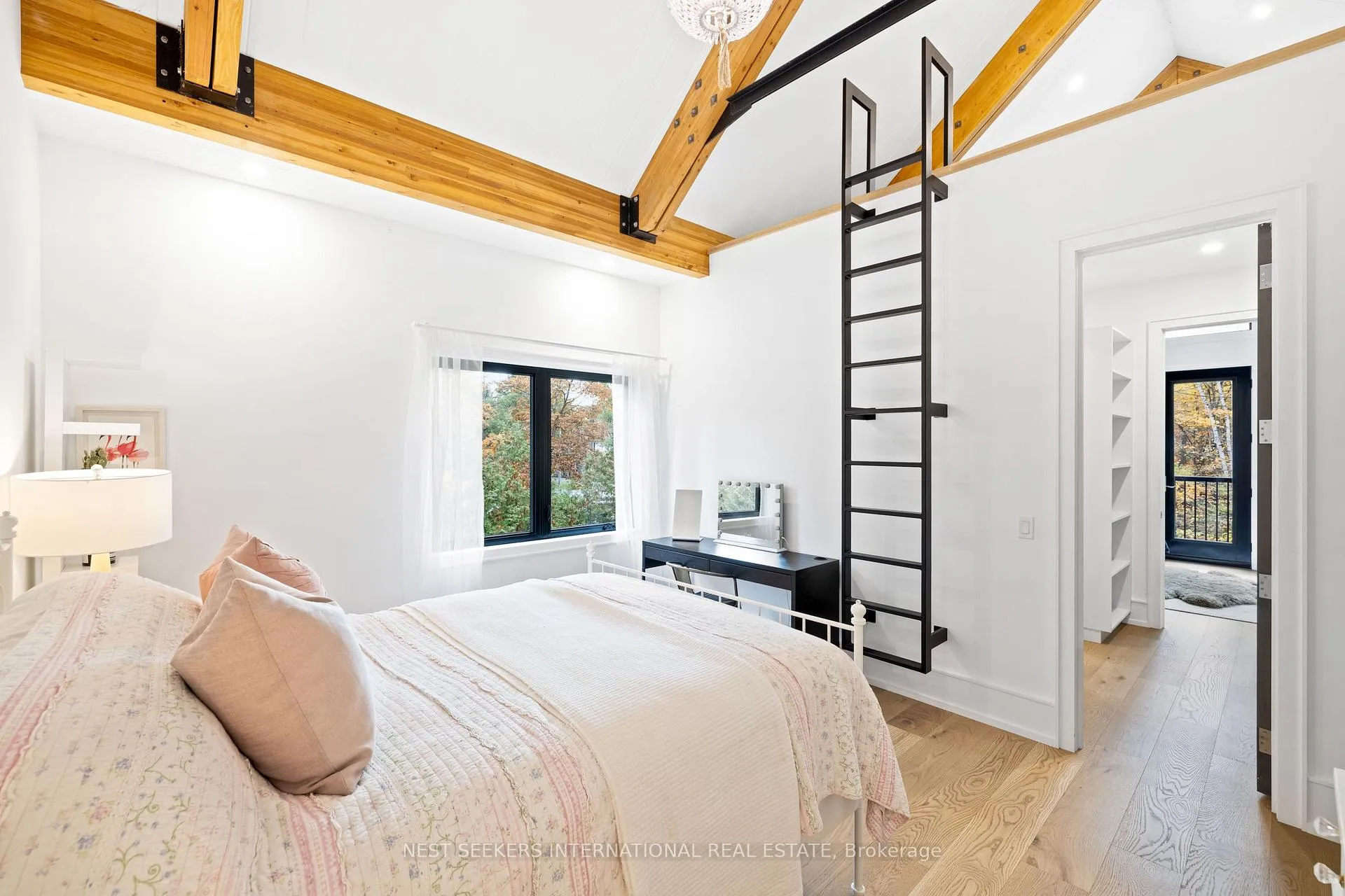 Photo 25 of 11 Sibbald Crescent, Georgina, Sutton & Jackson's Point — HOMEH