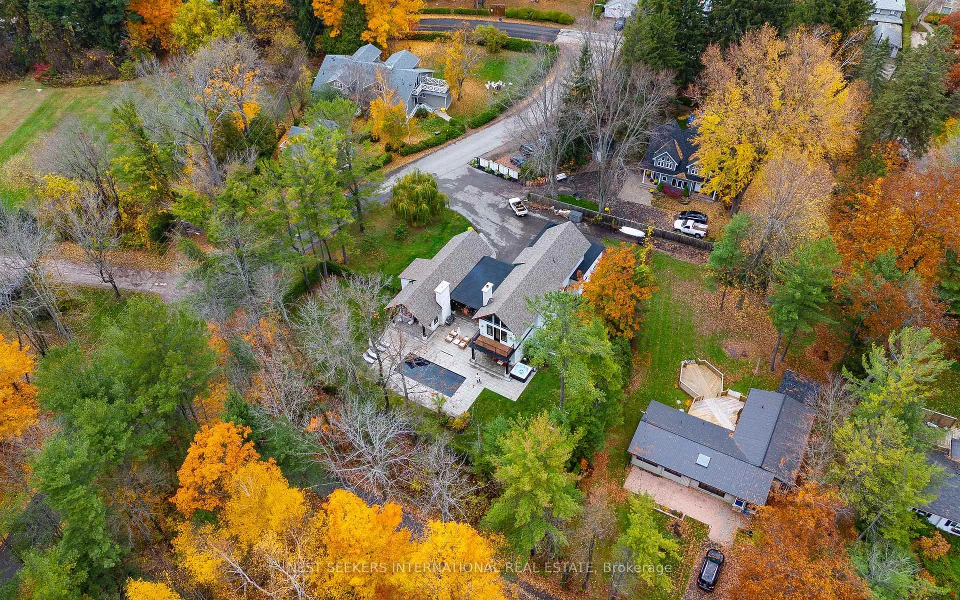 Photo 42 of 11 Sibbald Crescent, Georgina, Sutton & Jackson's Point — HOMEH