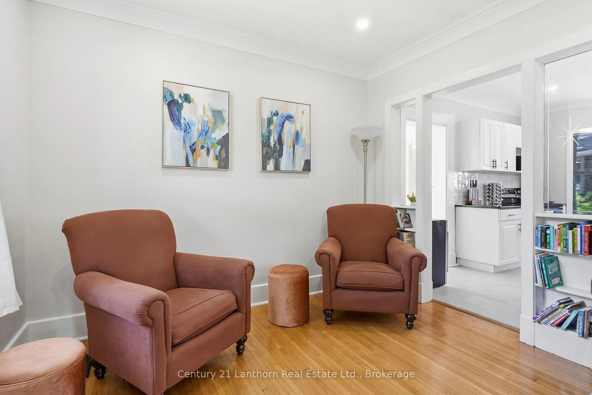 Photo 18 of 239 Foster Avenue, Belleville, Belleville Ward — HOMEH