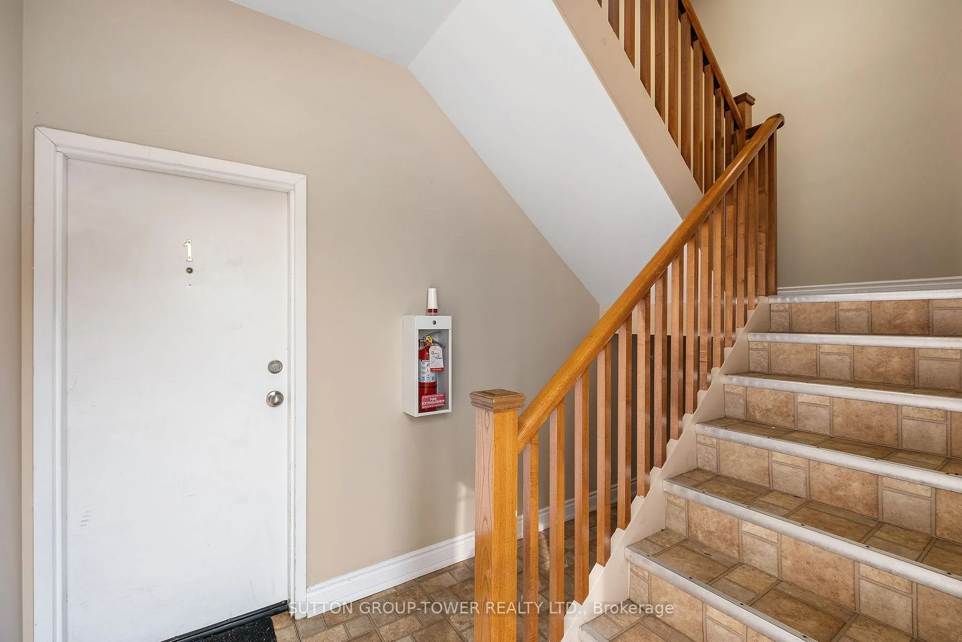 Photo 3 of 750 Albert Street, Oshawa, Lakeview — HOMEH