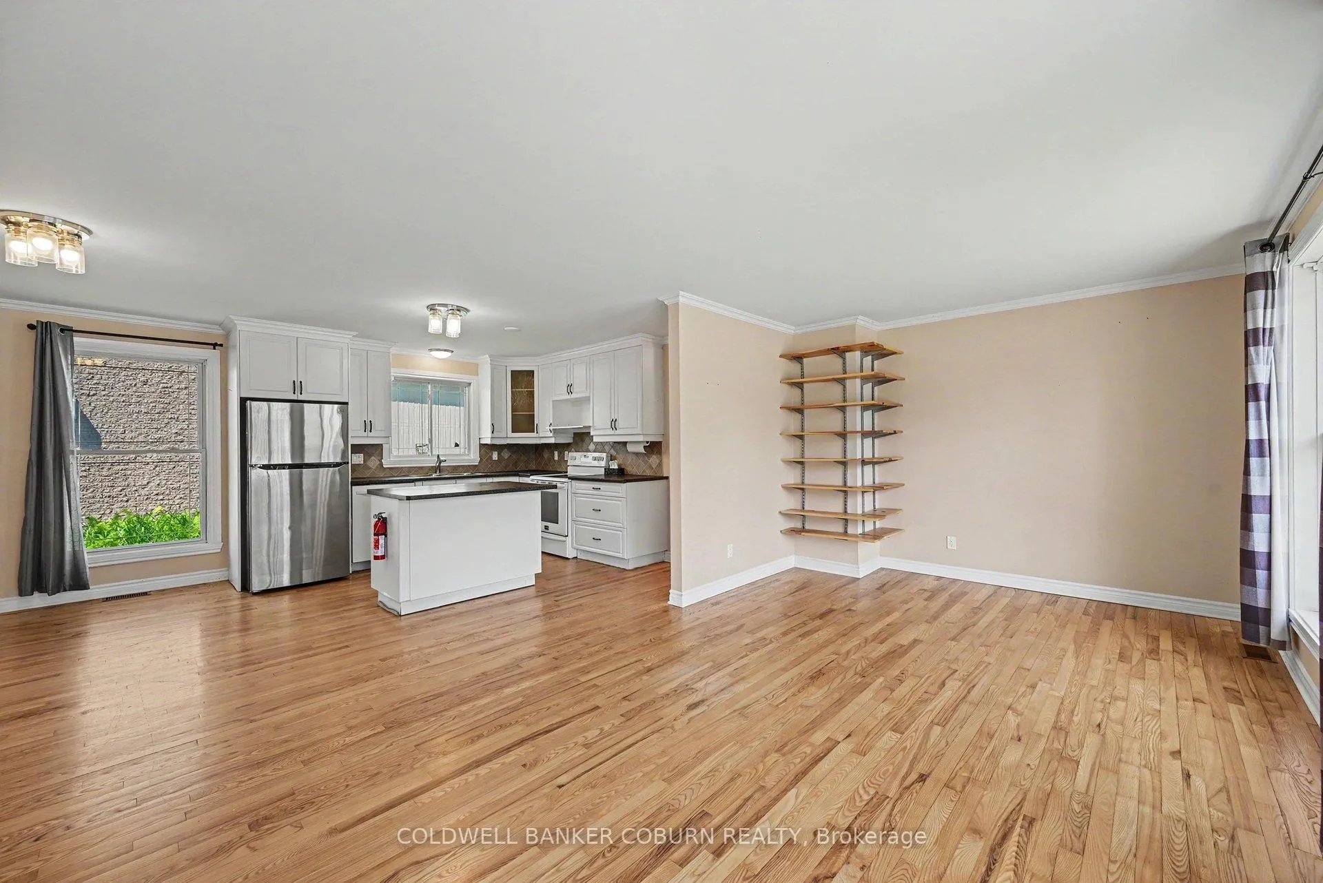 Photo 10 of 14 Riverside Drive, North Dundas, Chesterville — HOMEH