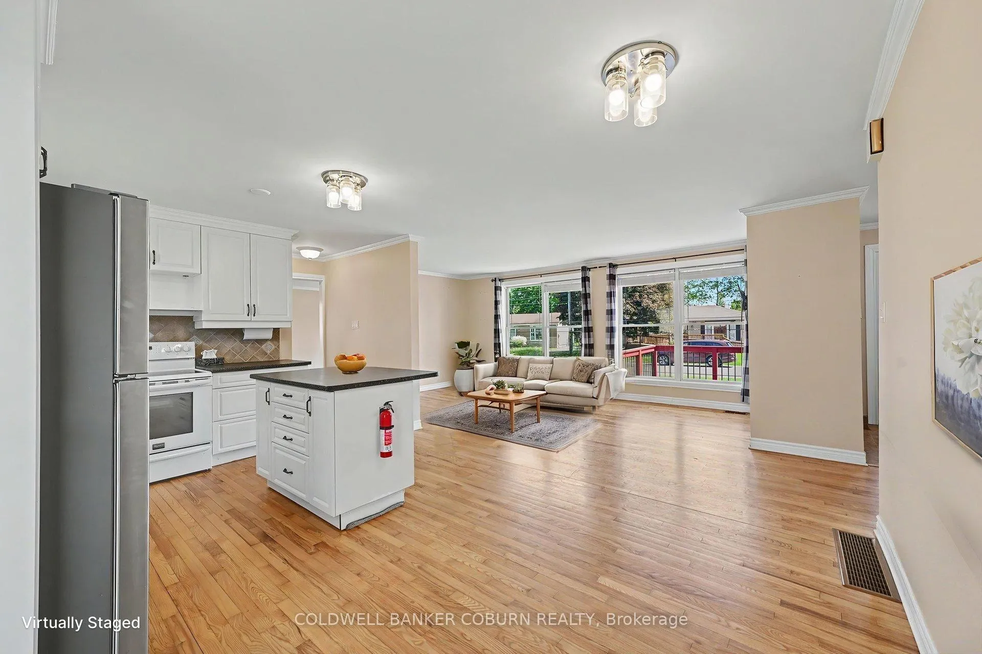 Photo 11 of 14 Riverside Drive, North Dundas, Chesterville — HOMEH