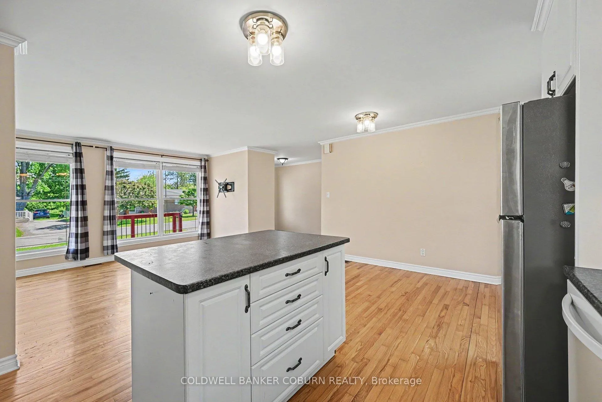 Photo 17 of 14 Riverside Drive, North Dundas, Chesterville — HOMEH