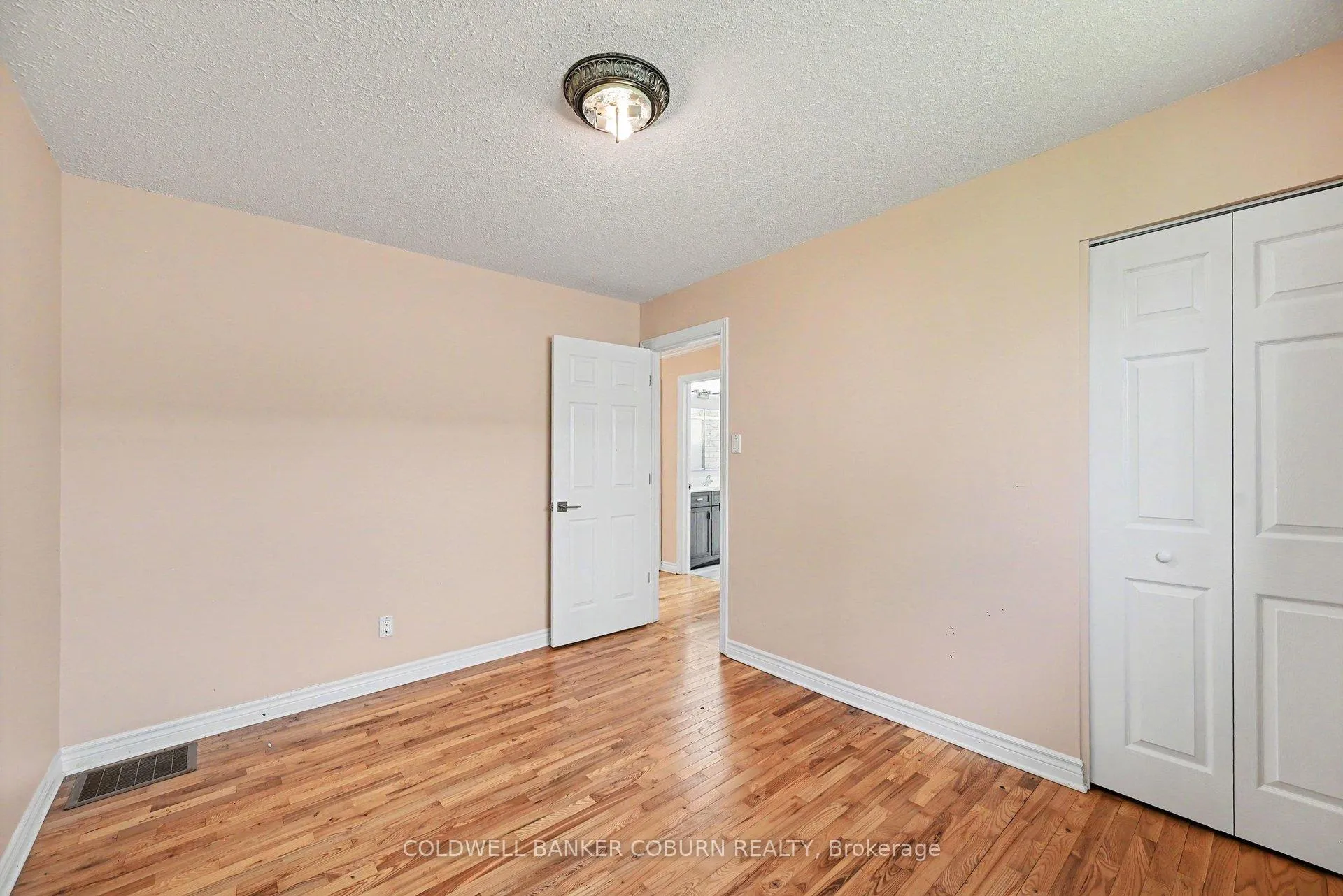 Photo 31 of 14 Riverside Drive, North Dundas, Chesterville — HOMEH