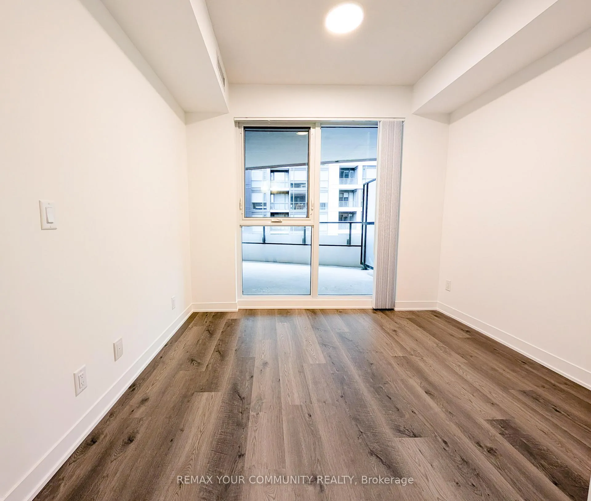 Photo 7 of Unit 707, 180 Front Street E, Toronto, Moss Park — HOMEH