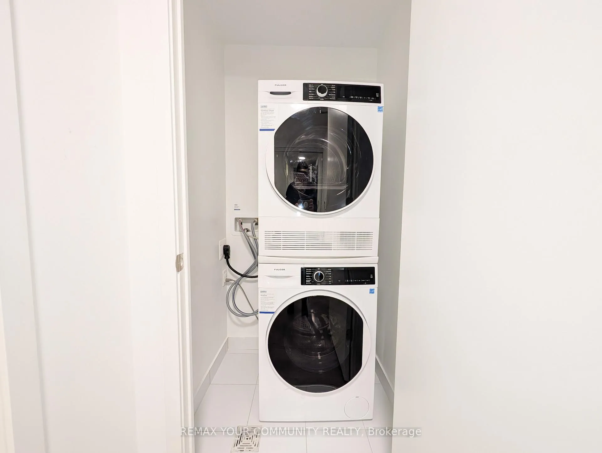 Photo 13 of Unit 707, 180 Front Street E, Toronto, Moss Park — HOMEH