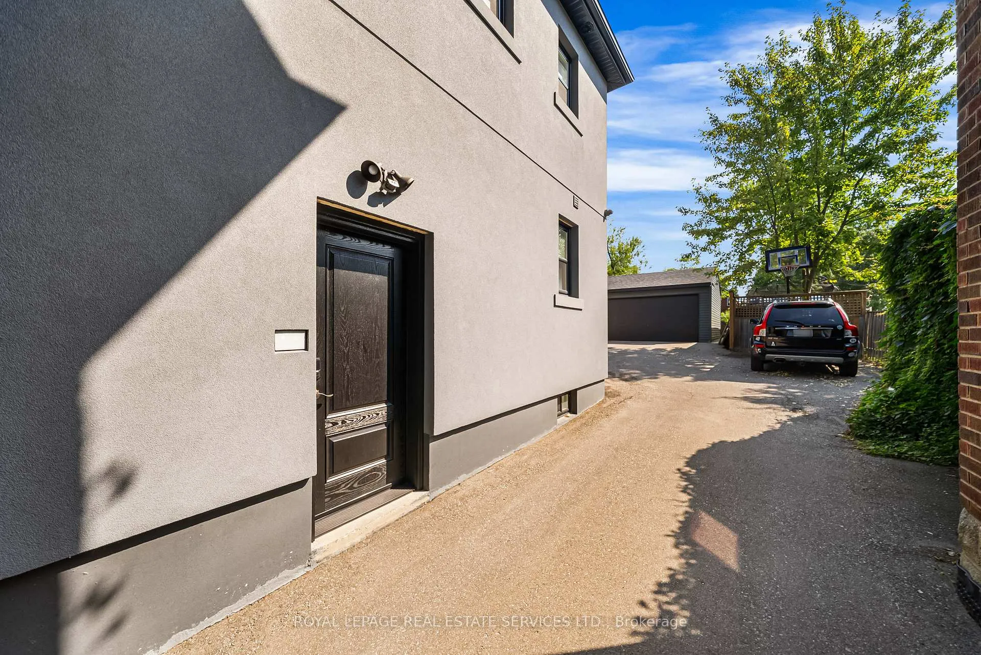 Photo 20 of Unit 2, 50 Arcadian Circle, Etobicoke, Long Branch — HOMEH