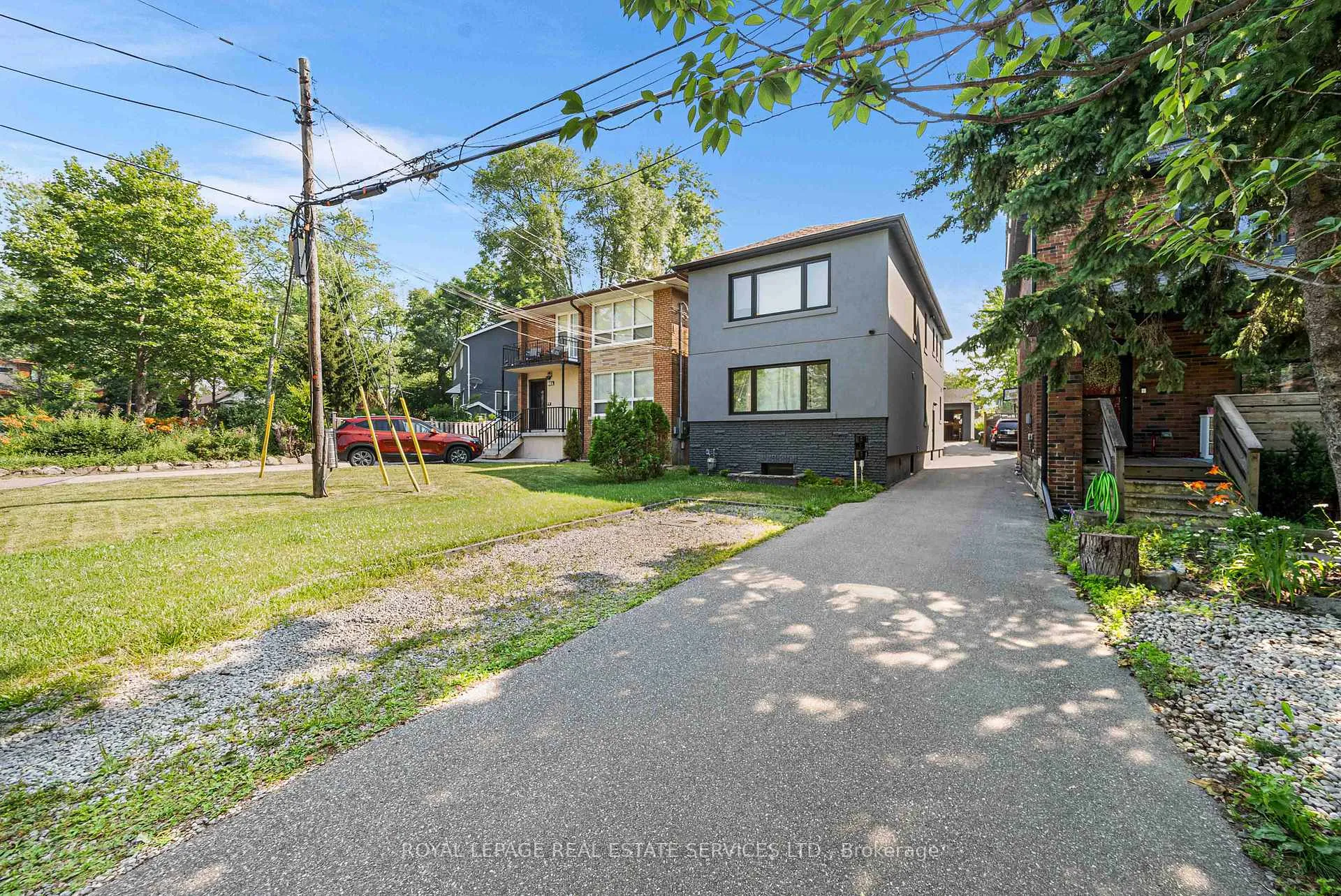Photo 23 of Unit 2, 50 Arcadian Circle, Etobicoke, Long Branch — HOMEH