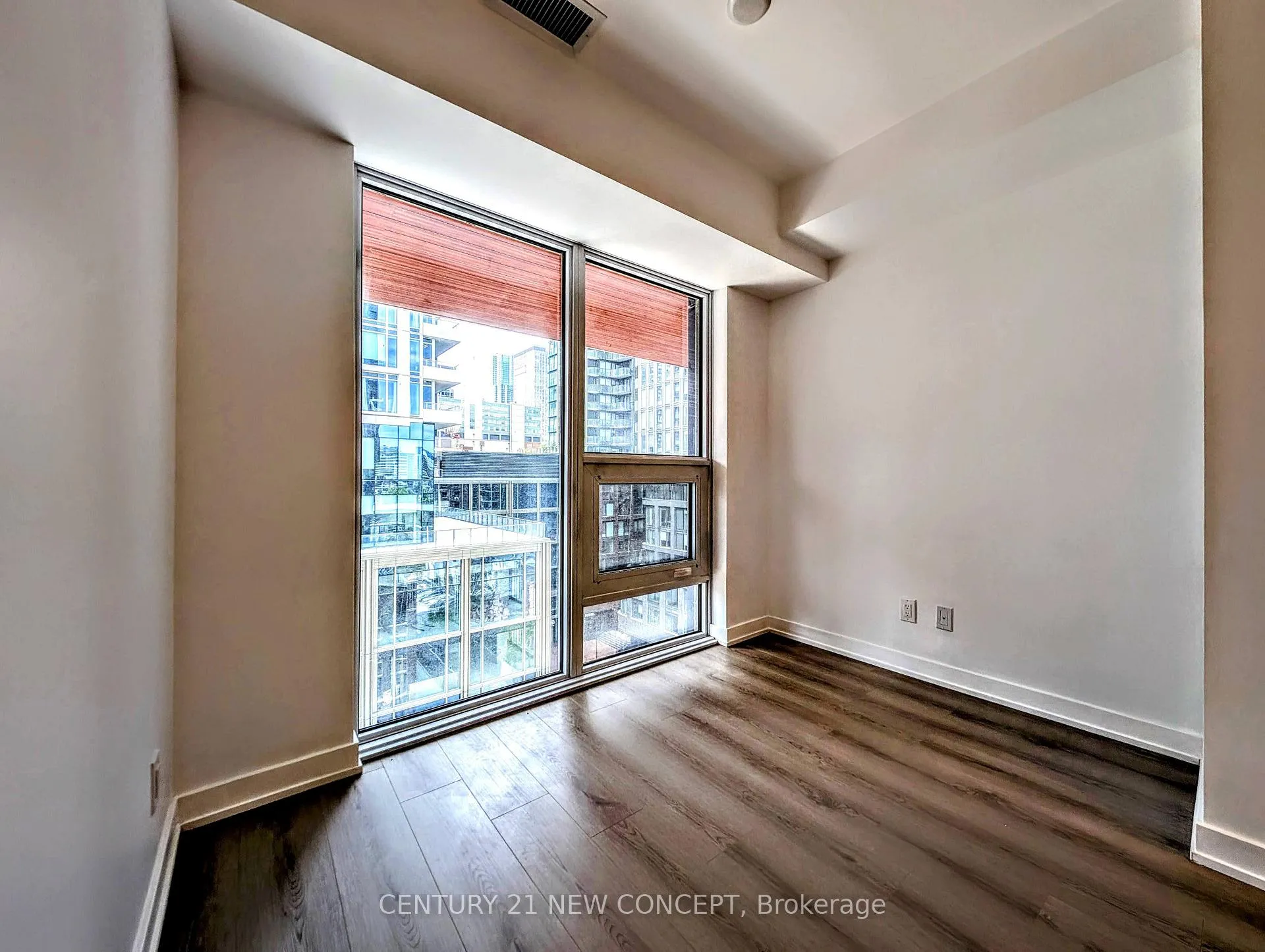 Photo 2 of Unit 1011, 100 Queen Street E, Toronto, Church-Yonge Corridor — HOMEH