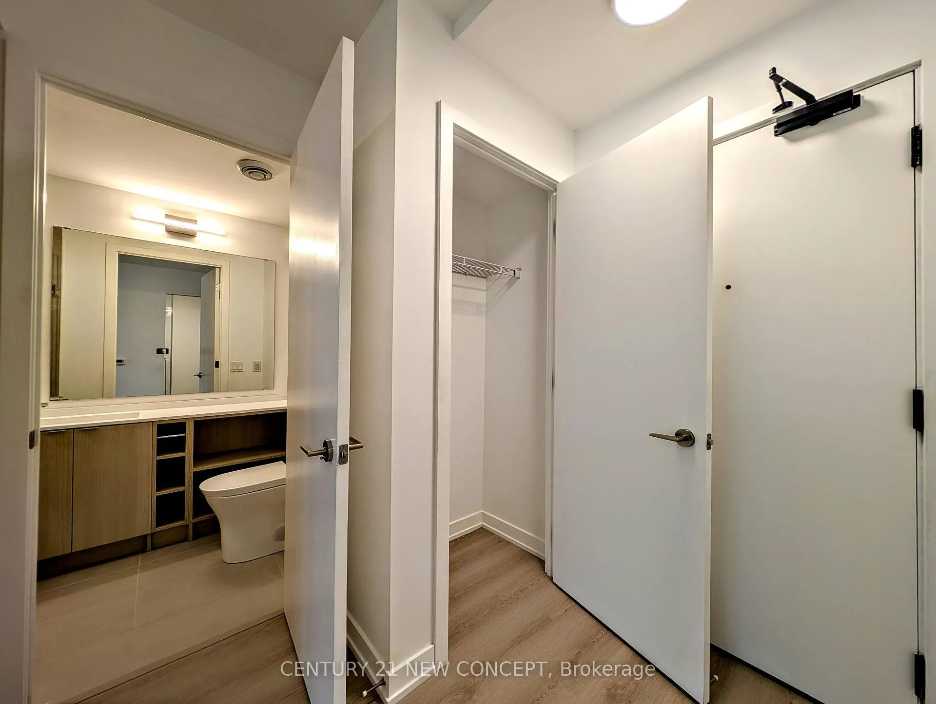 Photo 6 of Unit 1011, 100 Queen Street E, Toronto, Church-Yonge Corridor — HOMEH
