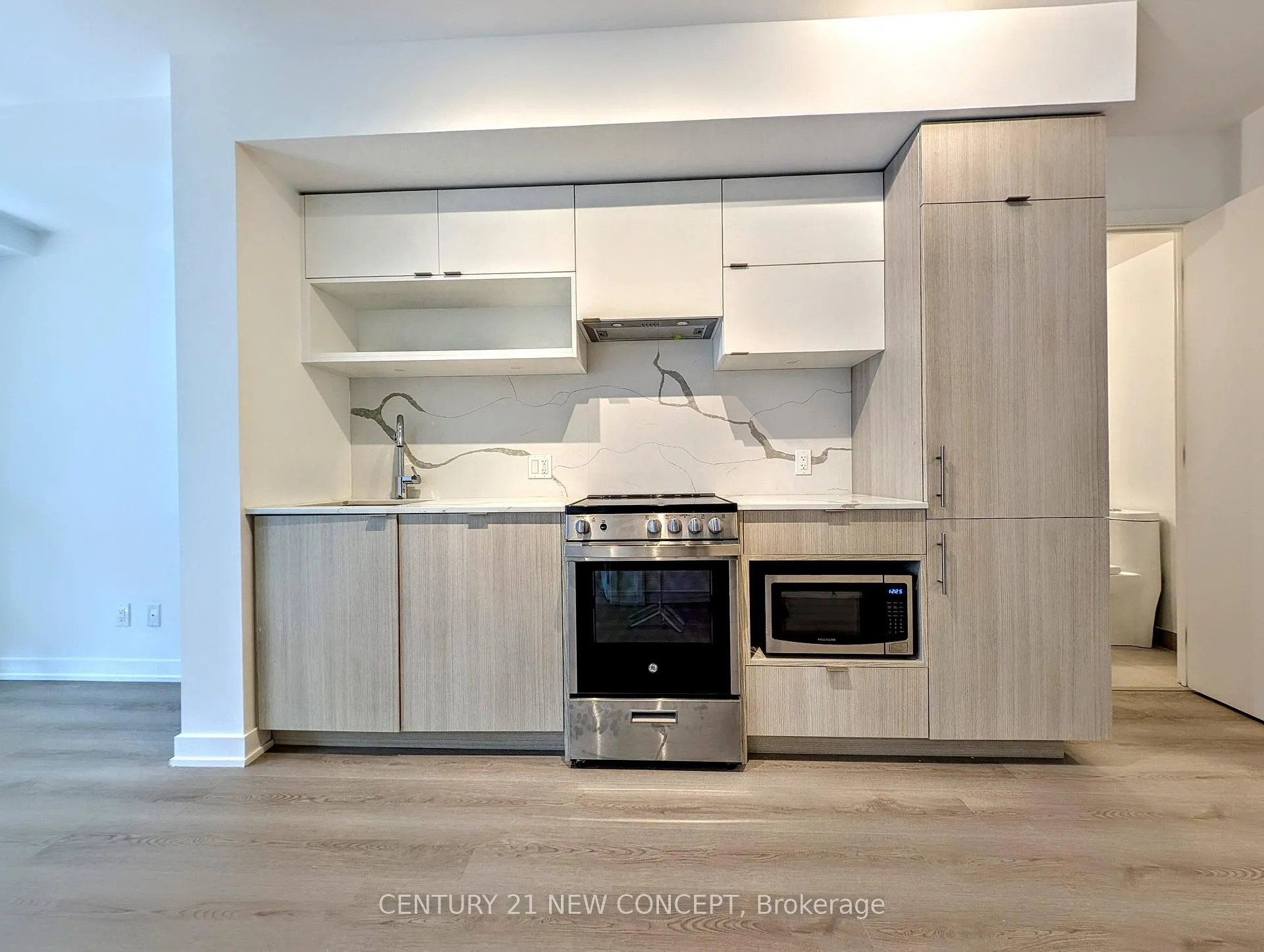 Photo 9 of Unit 1011, 100 Queen Street E, Toronto, Church-Yonge Corridor — HOMEH