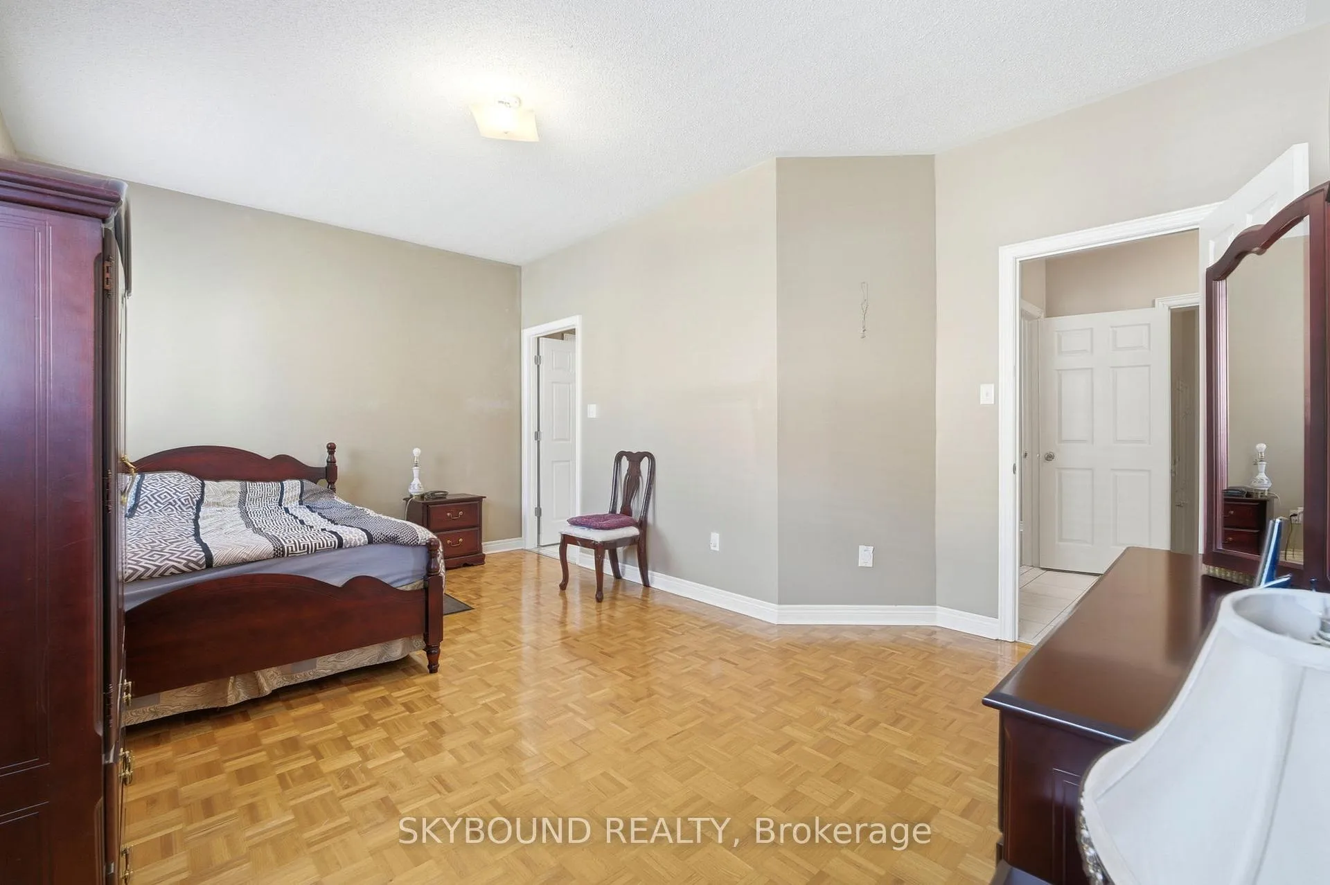 Photo 11 of 46 Tavio Way, Vaughan, Sonoma Heights — HOMEH