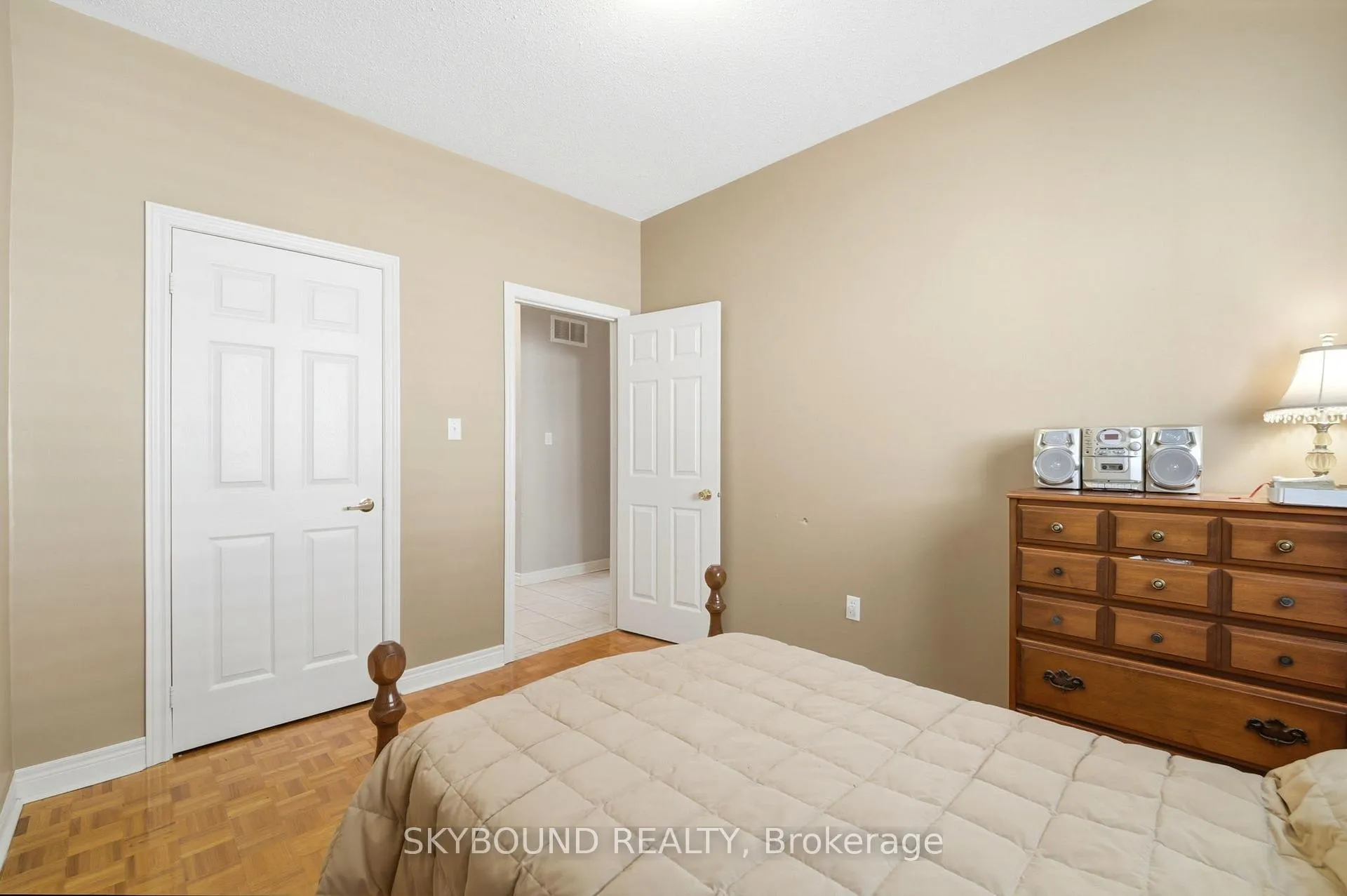Photo 13 of 46 Tavio Way, Vaughan, Sonoma Heights — HOMEH