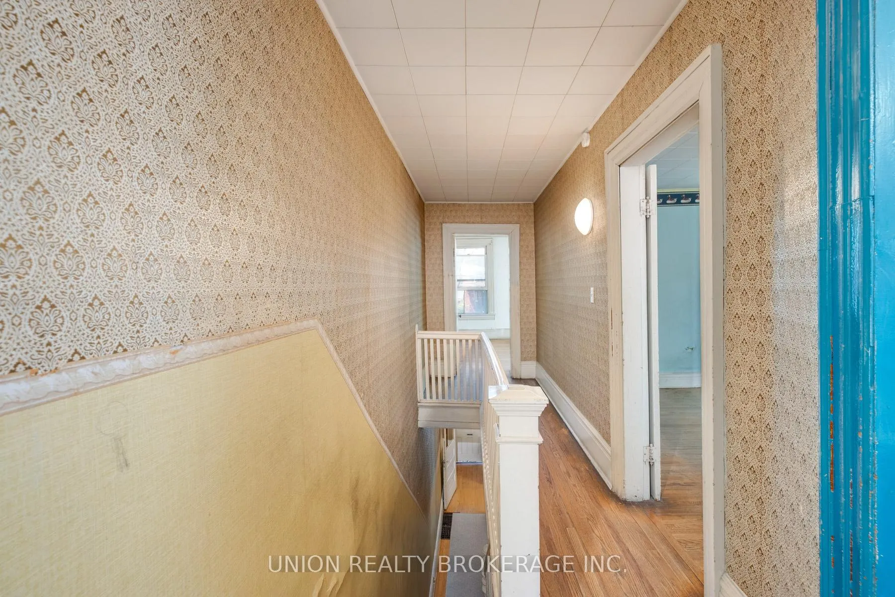 Photo 12 of 75 Redwood Avenue, Toronto, Greenwood-Coxwell — HOMEH