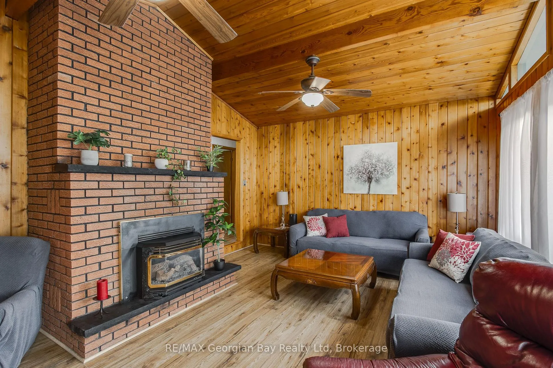 Photo 8 of 69 Albert Avenue, Tiny, Rural Tiny — HOMEH