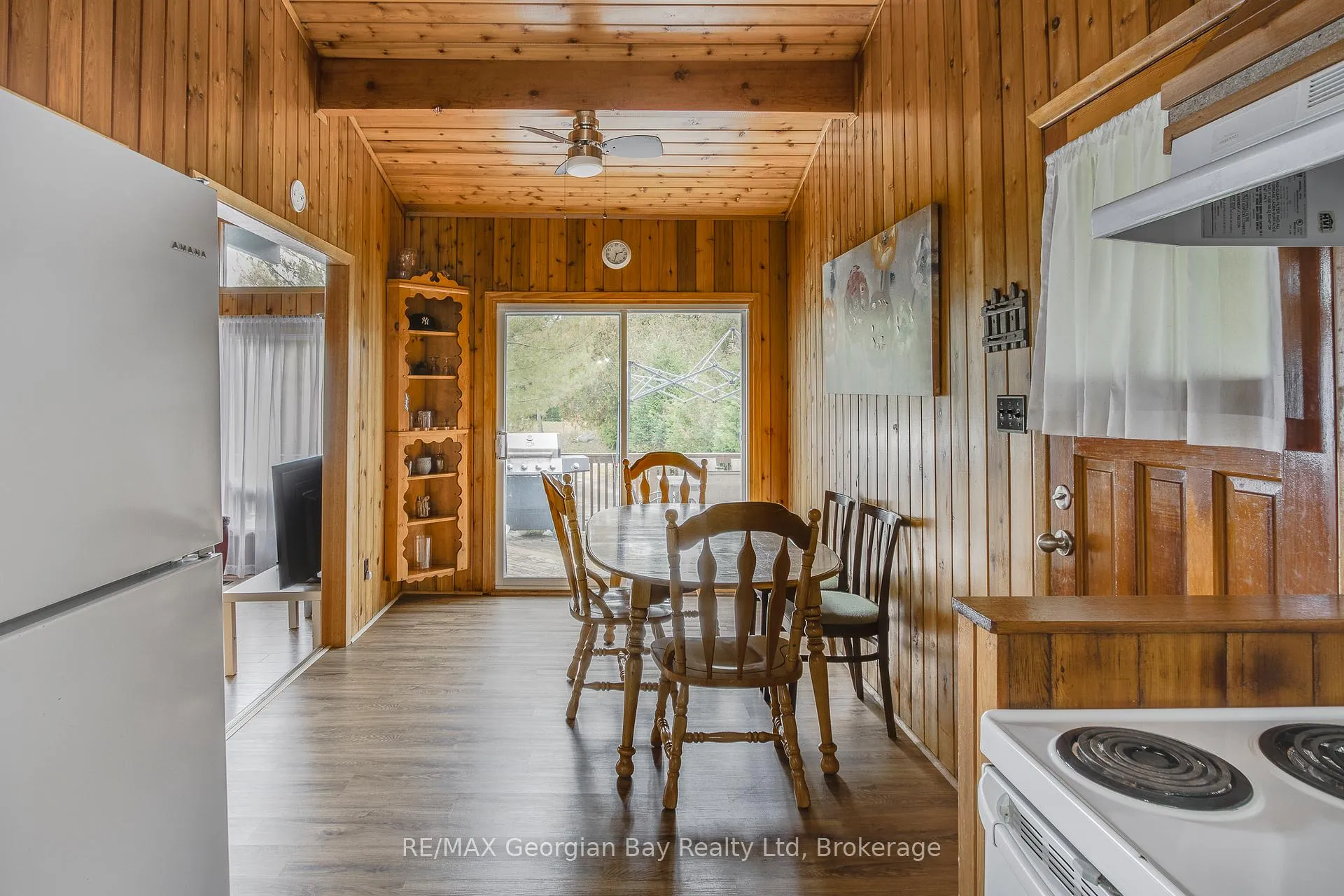 Photo 15 of 69 Albert Avenue, Tiny, Rural Tiny — HOMEH