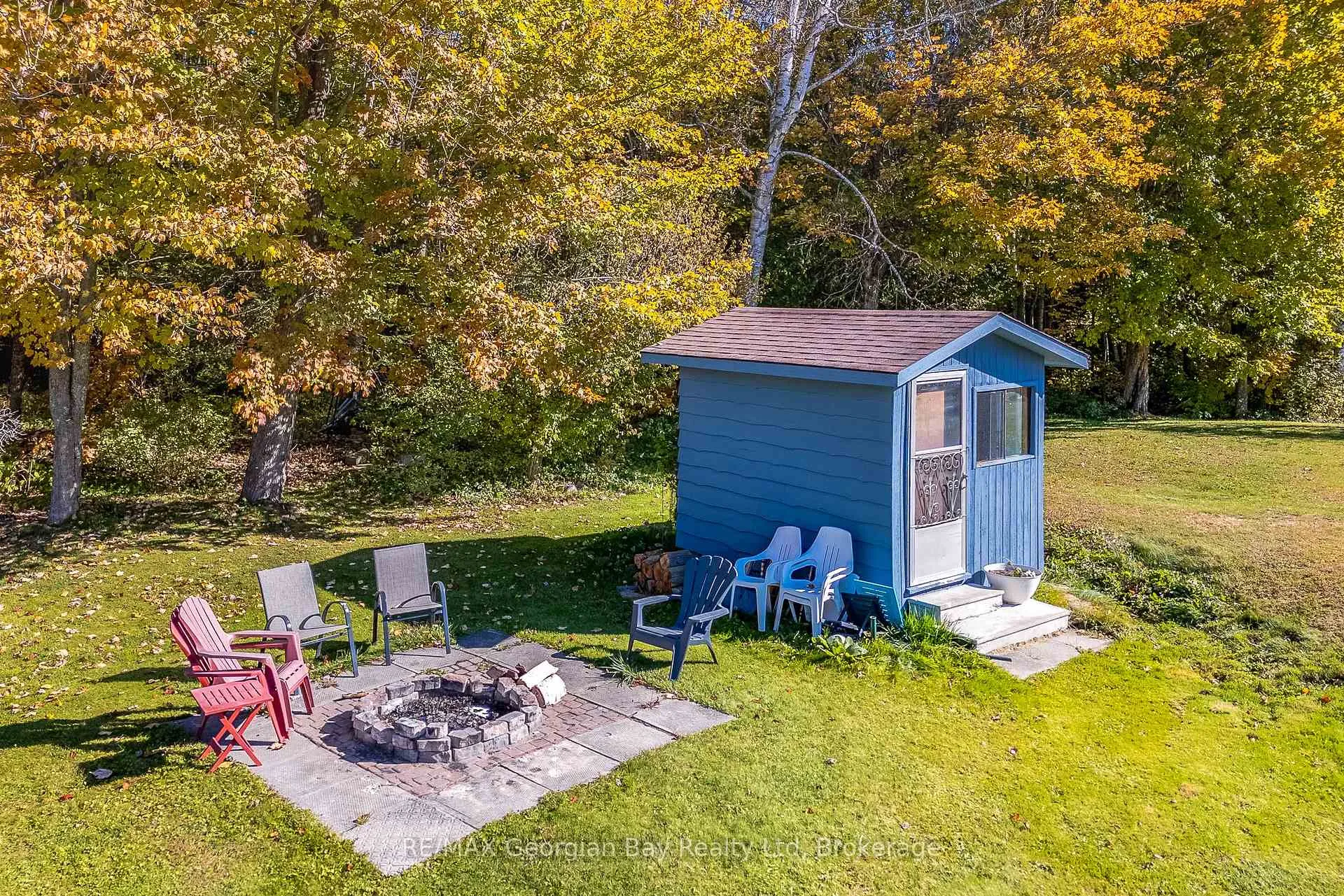 Photo 34 of 69 Albert Avenue, Tiny, Rural Tiny — HOMEH