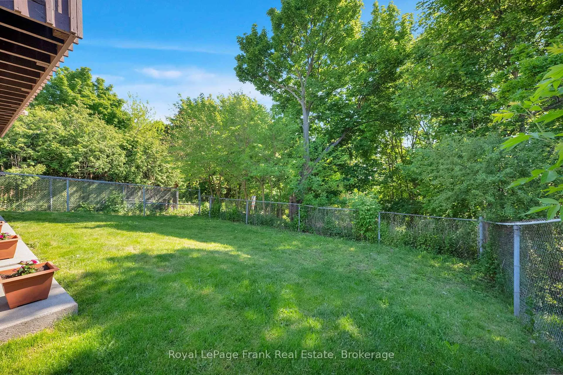 Photo 8 of 576 Annandale Street, Oshawa, Donevan — HOMEH