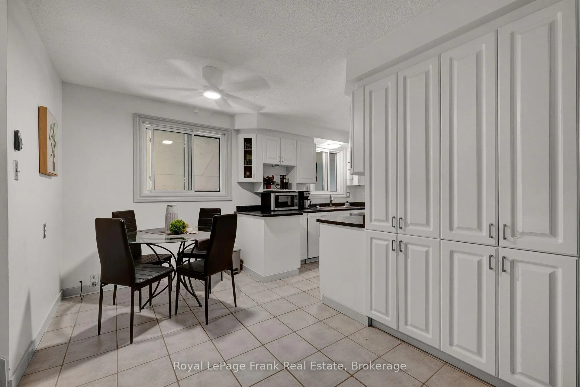 Photo 21 of 576 Annandale Street, Oshawa, Donevan — HOMEH