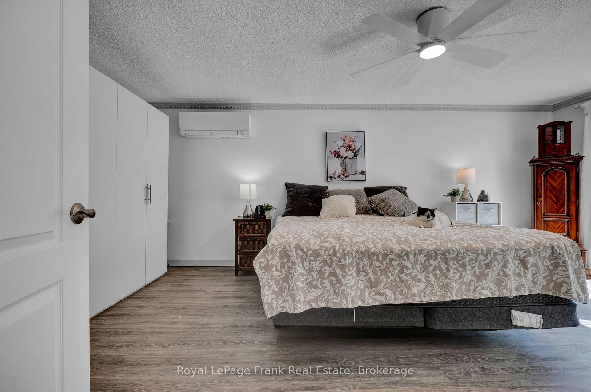 Photo 41 of 576 Annandale Street, Oshawa, Donevan — HOMEH