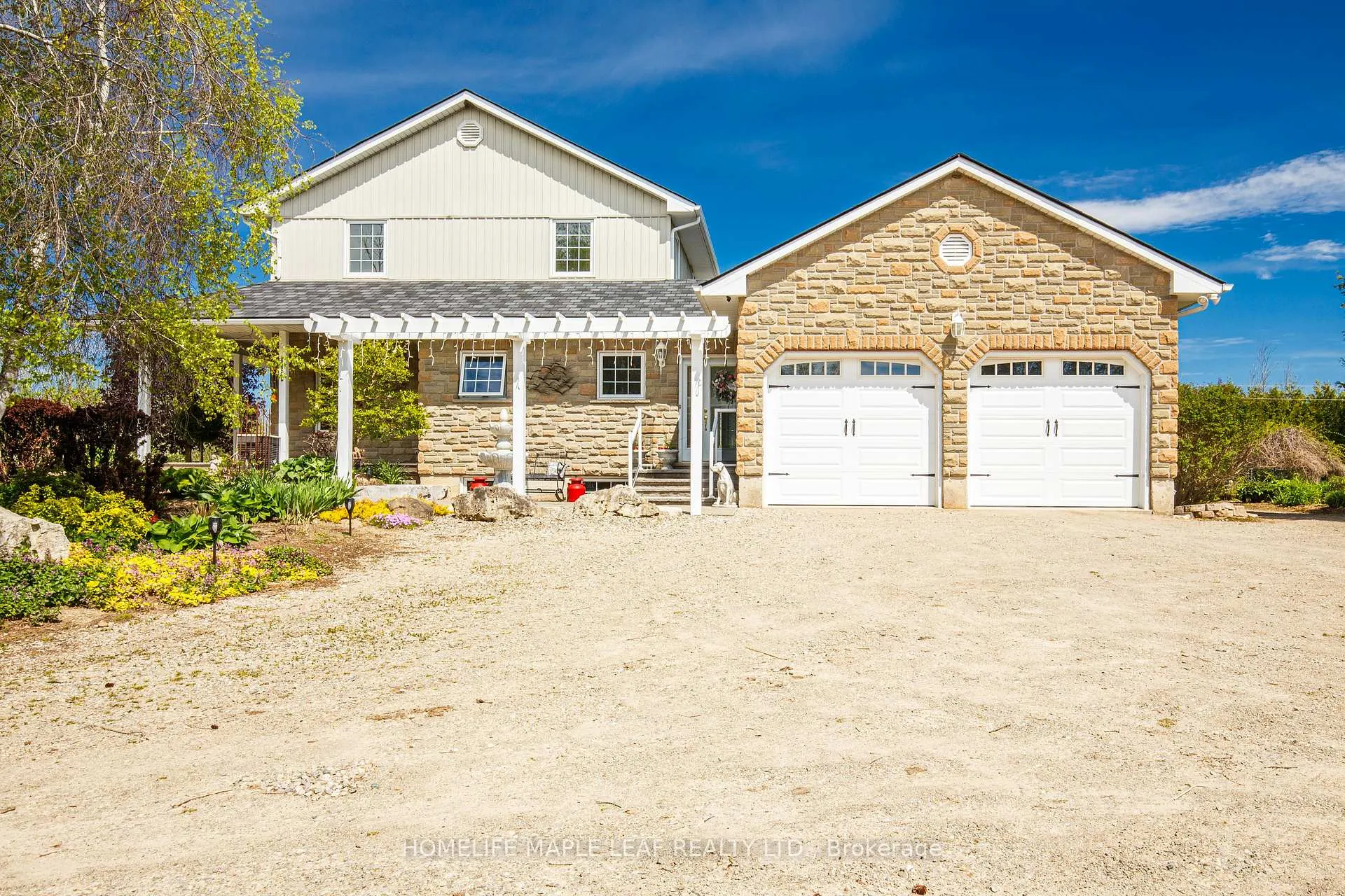 Photo 5 of 473429 County Road 11, Amaranth, Rural Amaranth — HOMEH