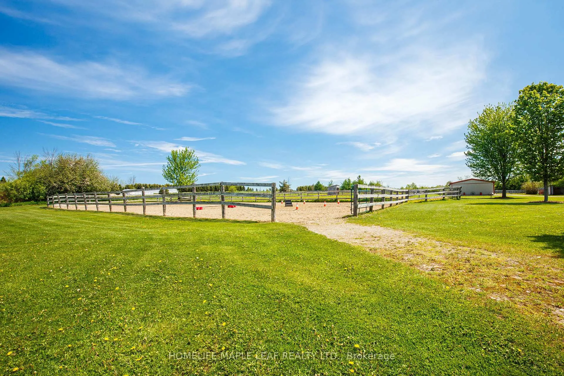 Photo 42 of 473429 County Road 11, Amaranth, Rural Amaranth — HOMEH