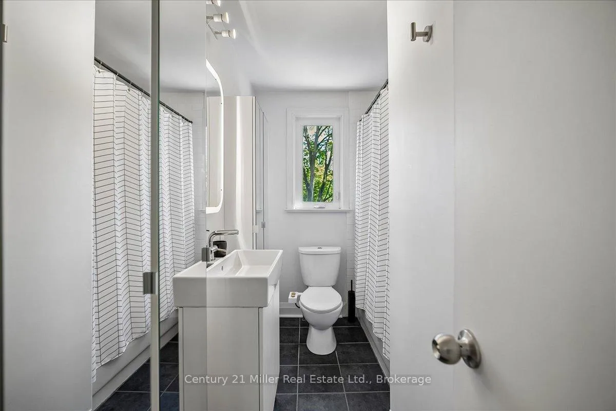 Photo 23 of 1583 Blanefield Road, Mississauga, Mineola — HOMEH