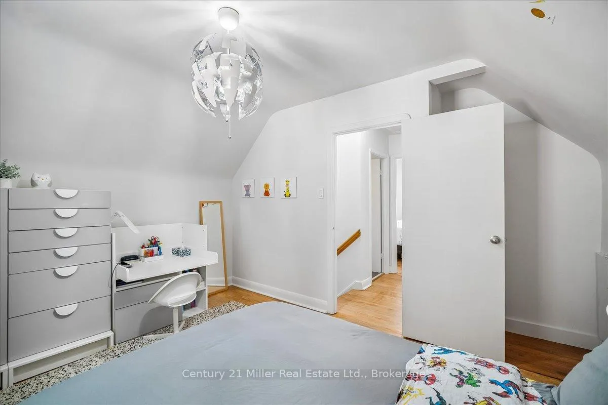 Photo 29 of 1583 Blanefield Road, Mississauga, Mineola — HOMEH