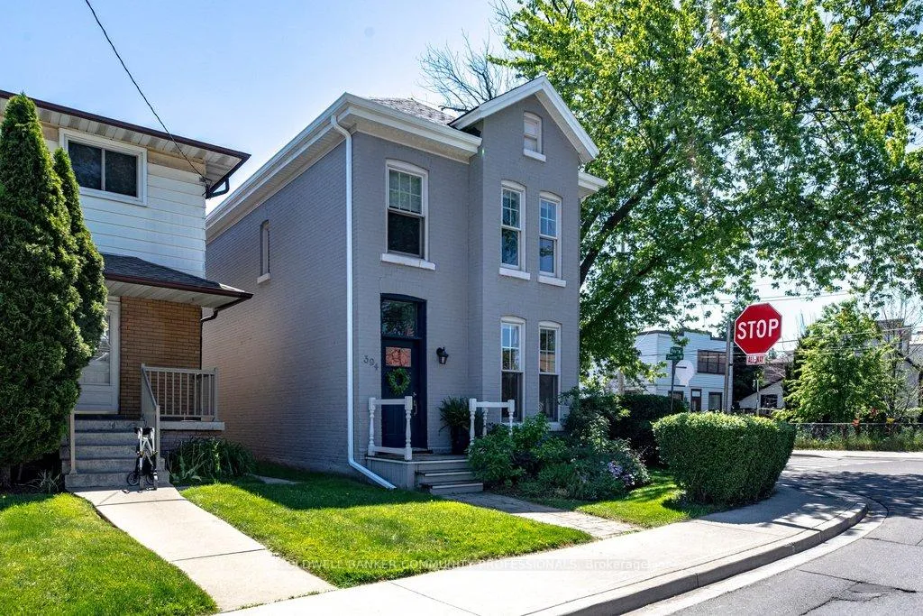 Photo 2 of 394 Bay Street N, Hamilton, North End — HOMEH