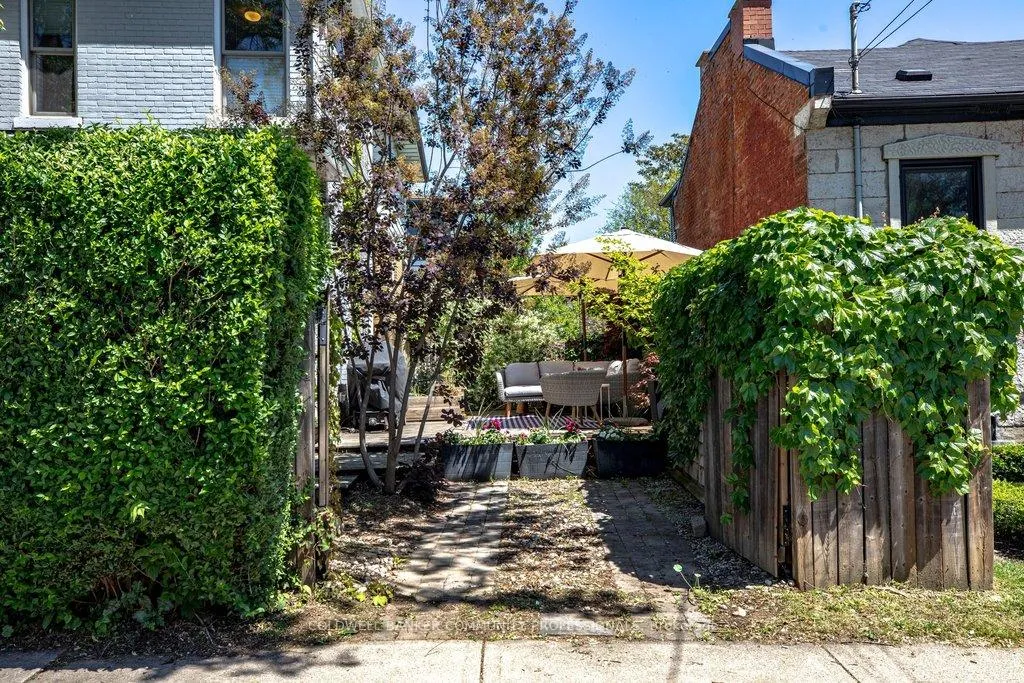 Photo 40 of 394 Bay Street N, Hamilton, North End — HOMEH