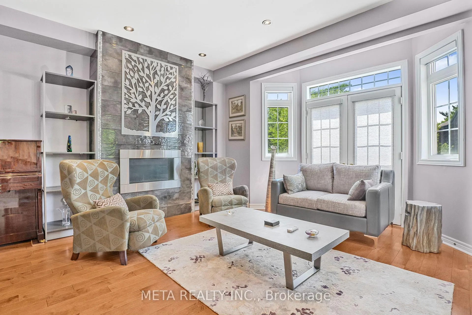 Photo 6 of 25 Crispin Court, Markham, Buttonville — HOMEH