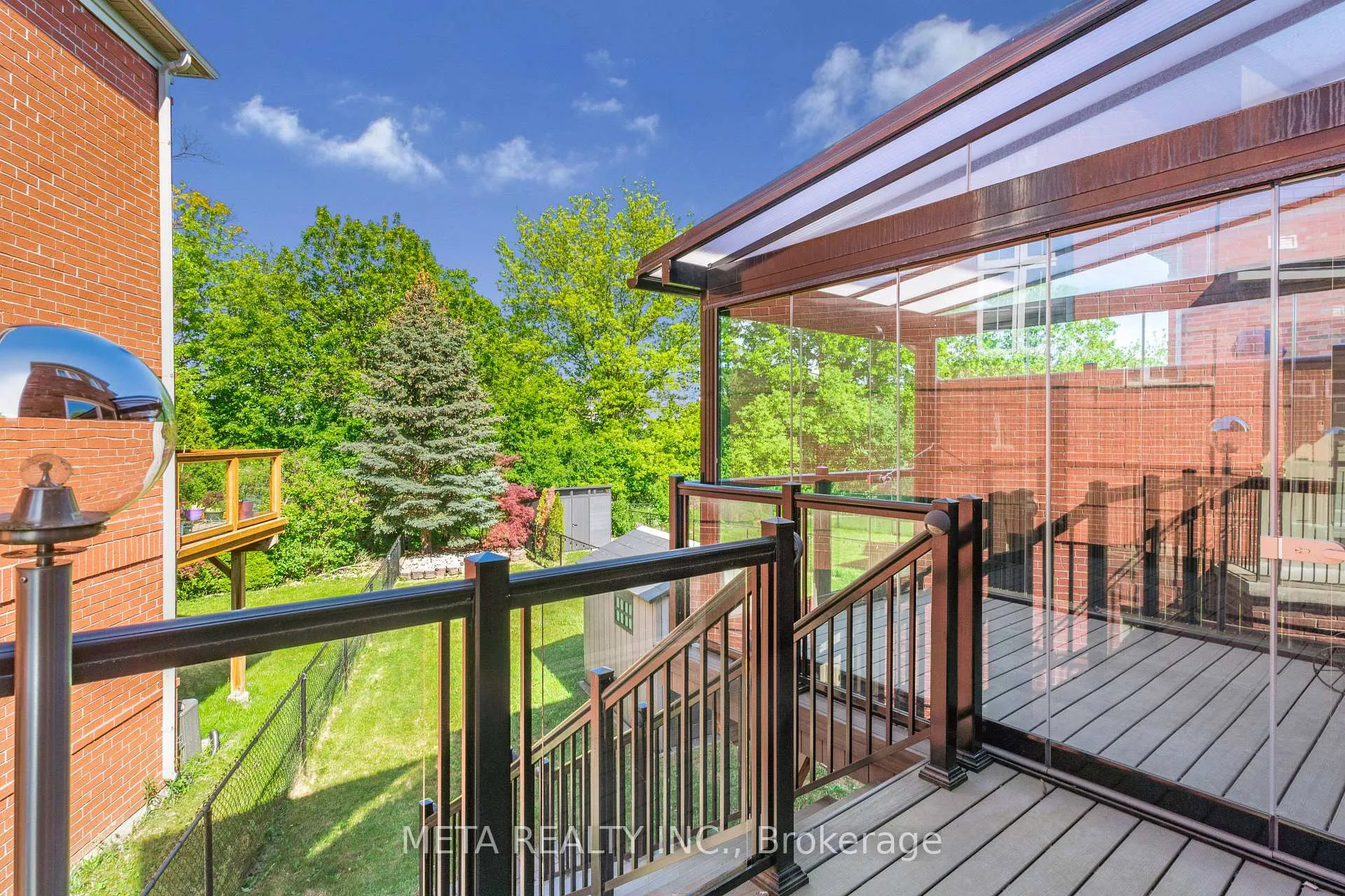 Photo 26 of 25 Crispin Court, Markham, Buttonville — HOMEH