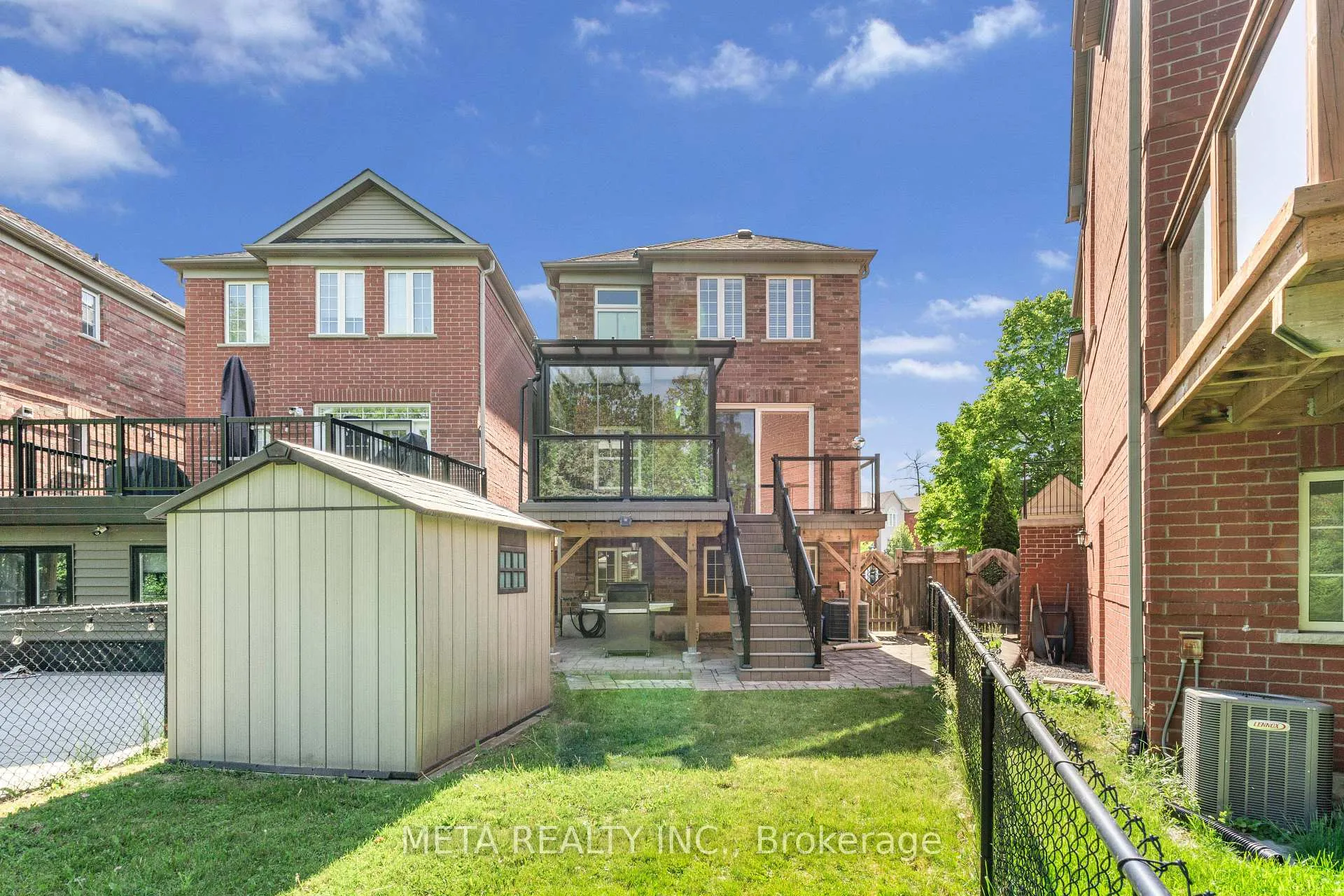 Photo 35 of 25 Crispin Court, Markham, Buttonville — HOMEH