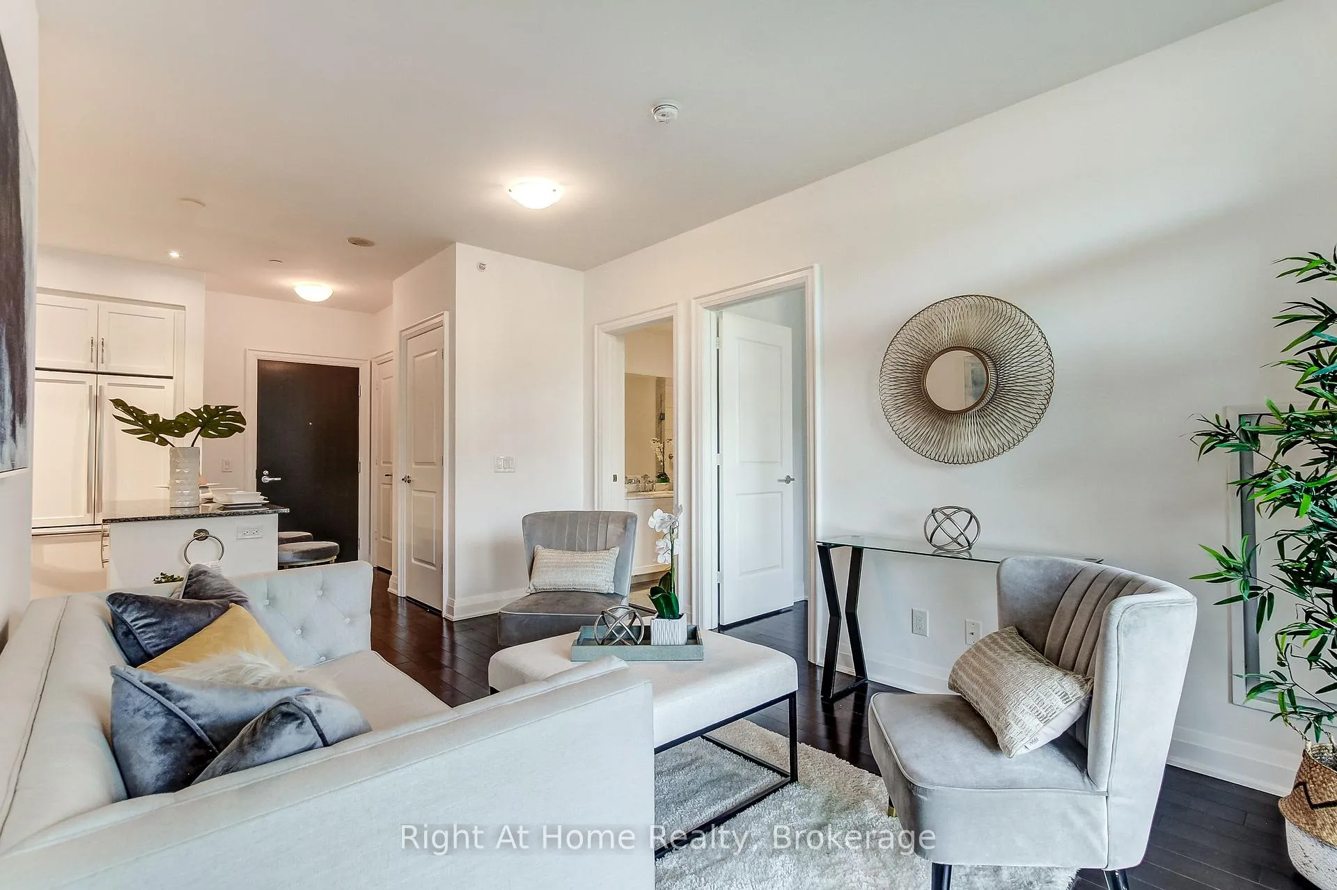Photo 12 of Unit 201, 11 Bronte Road, Oakville, Bronte — HOMEH