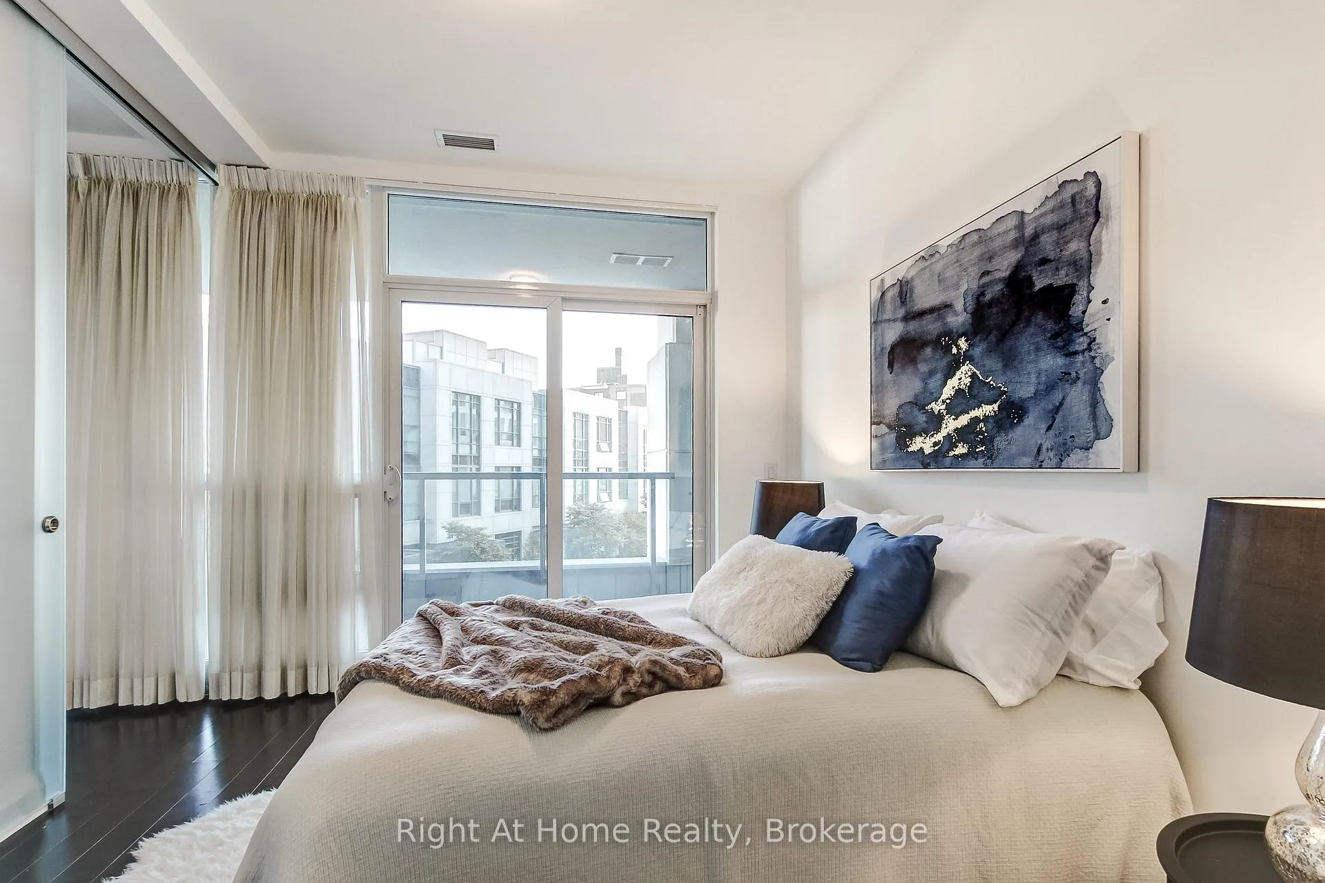 Photo 17 of Unit 201, 11 Bronte Road, Oakville, Bronte — HOMEH