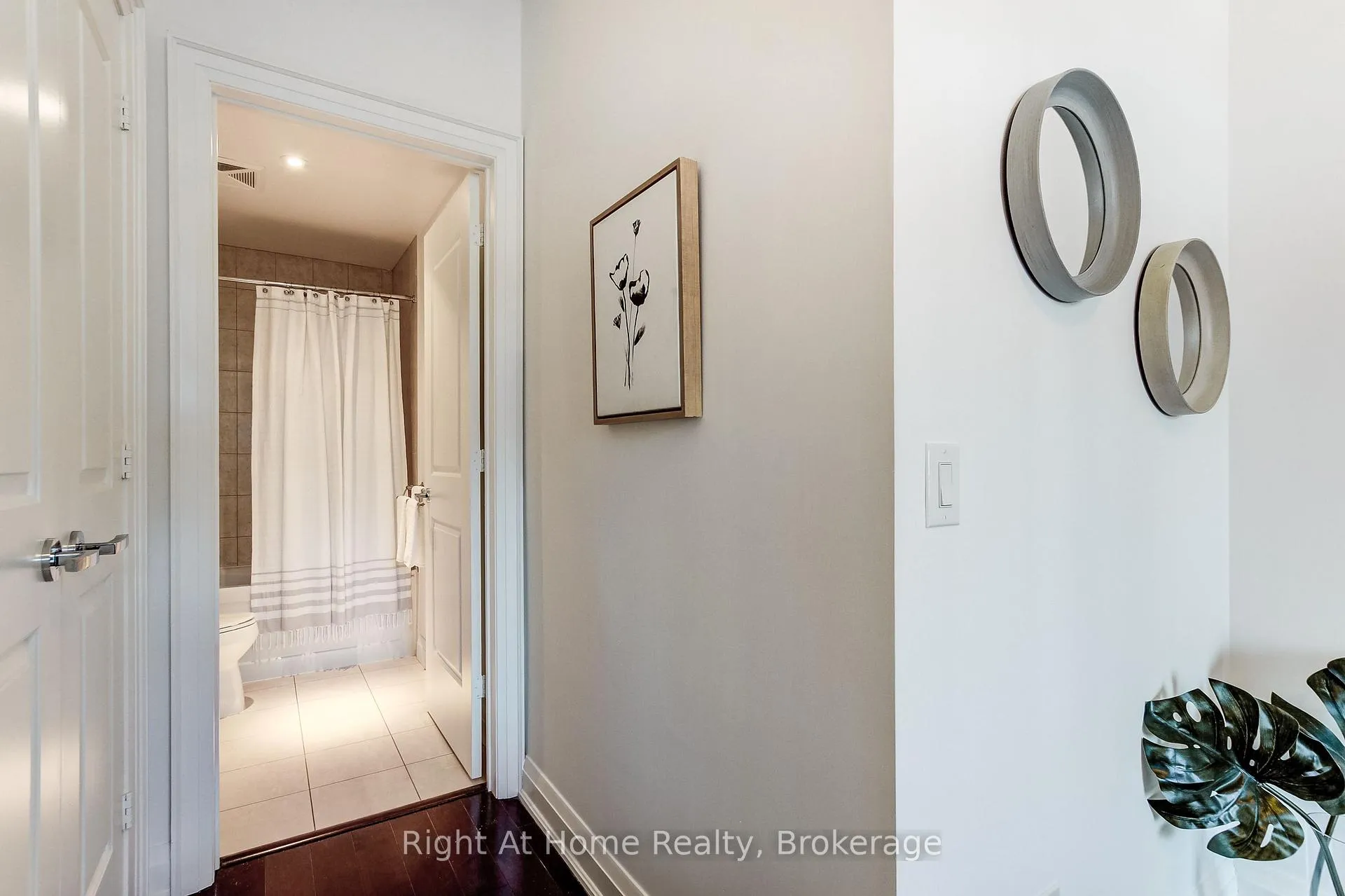 Photo 19 of Unit 201, 11 Bronte Road, Oakville, Bronte — HOMEH