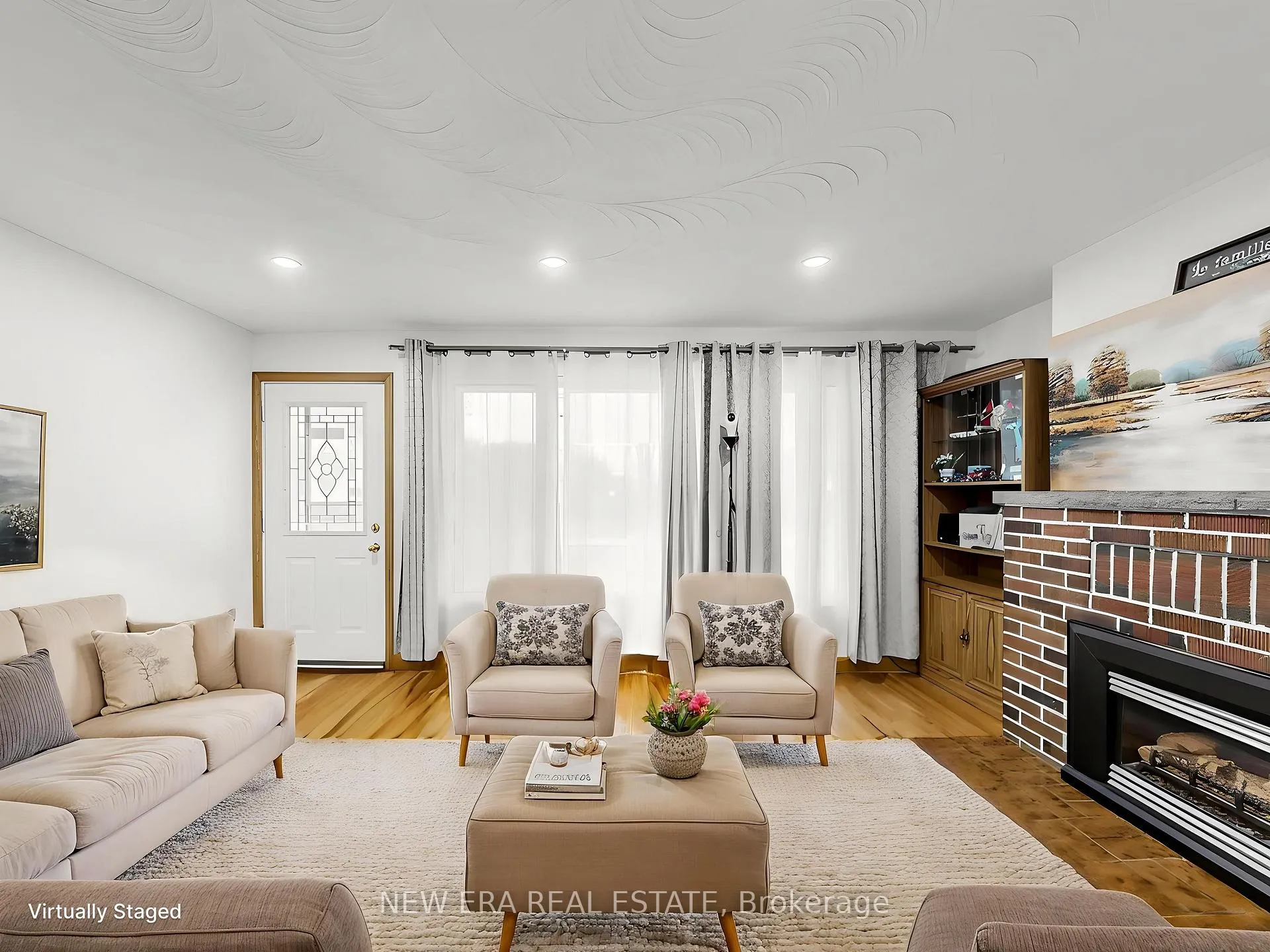 Photo 3 of 48 Christopher Drive, Cambridge, Christopher-Champlain — HOMEH