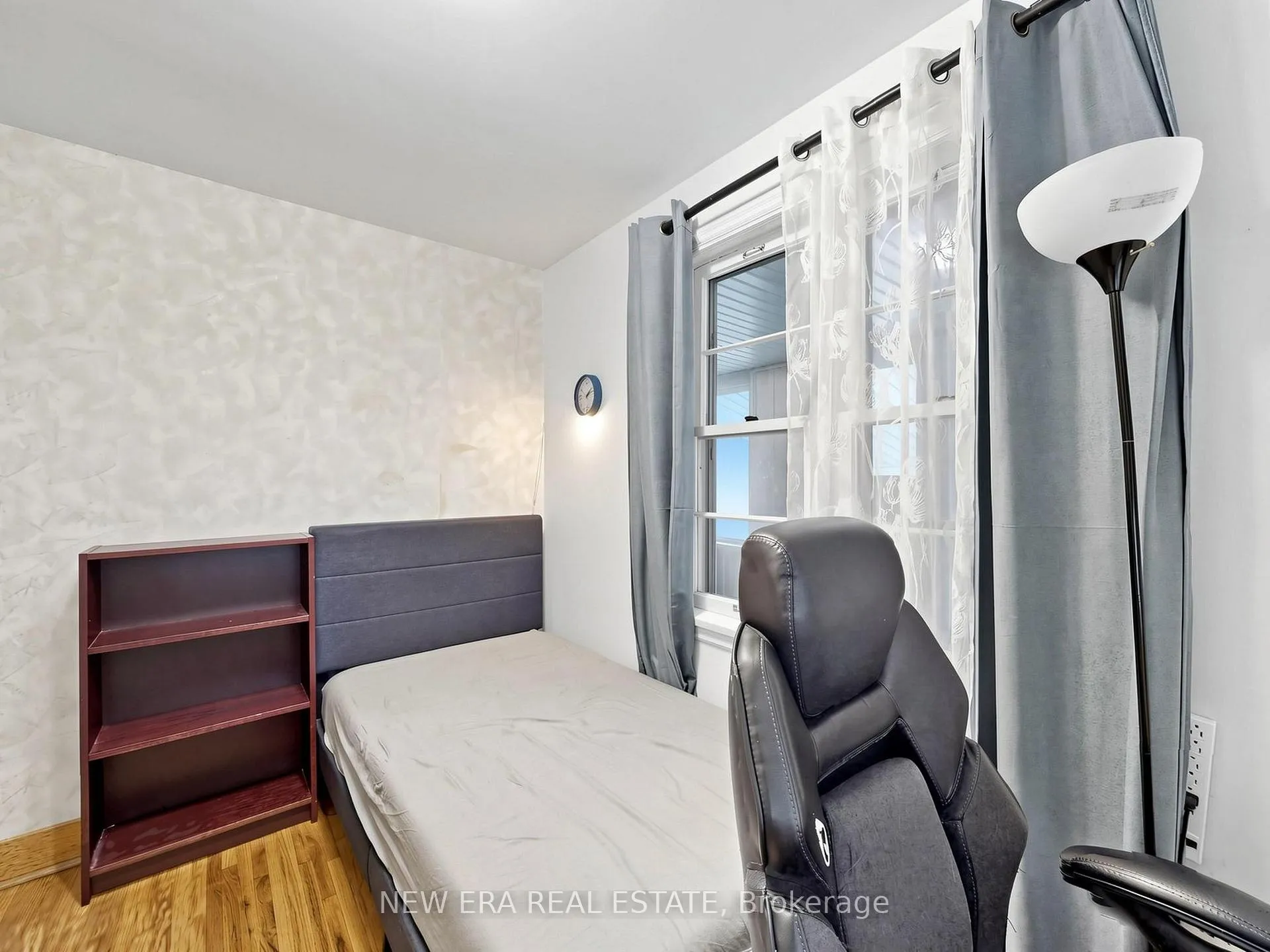 Photo 28 of 48 Christopher Drive, Cambridge, Christopher-Champlain — HOMEH